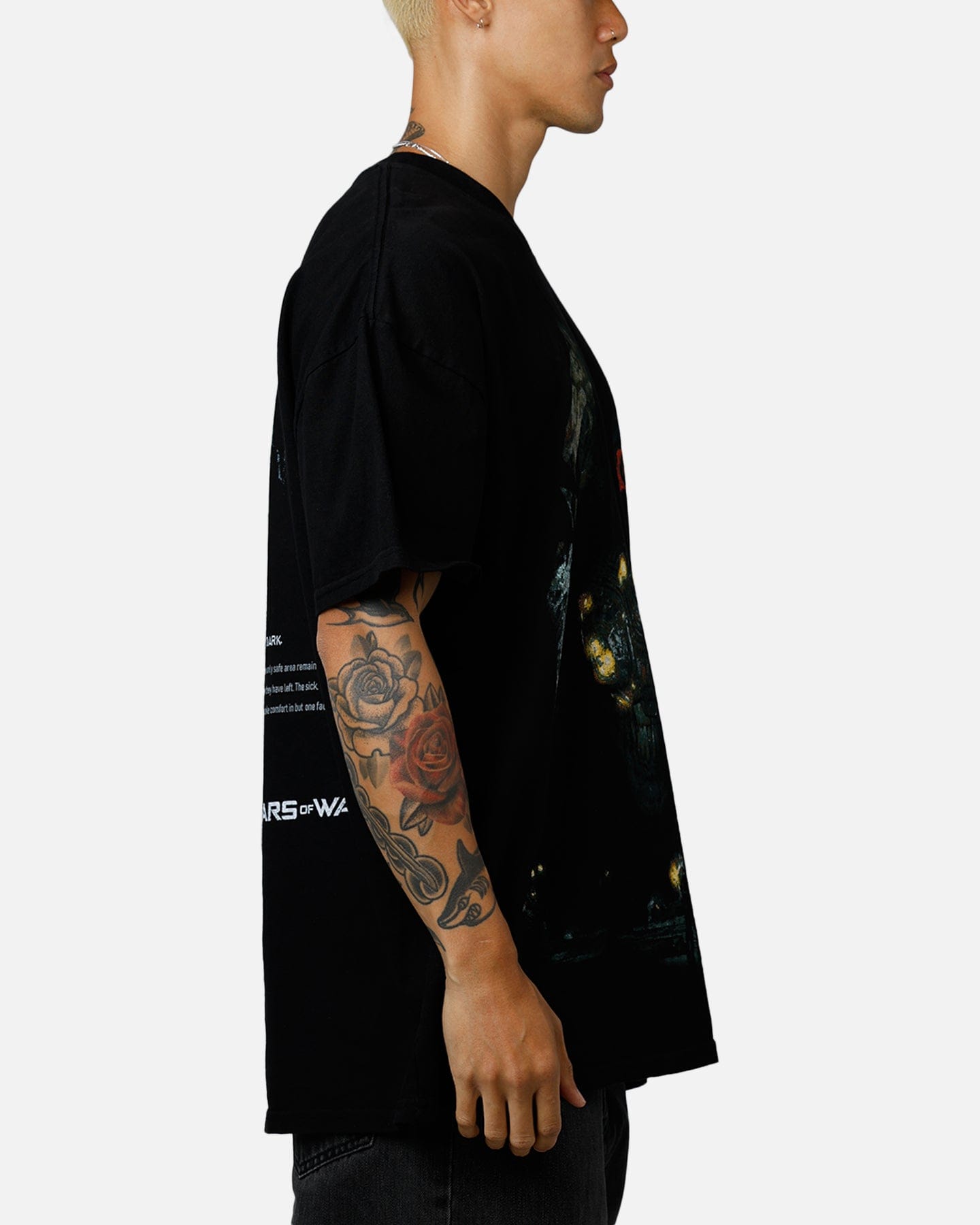 73studio x Gears Of War '06 Mad World T - Shirt Black