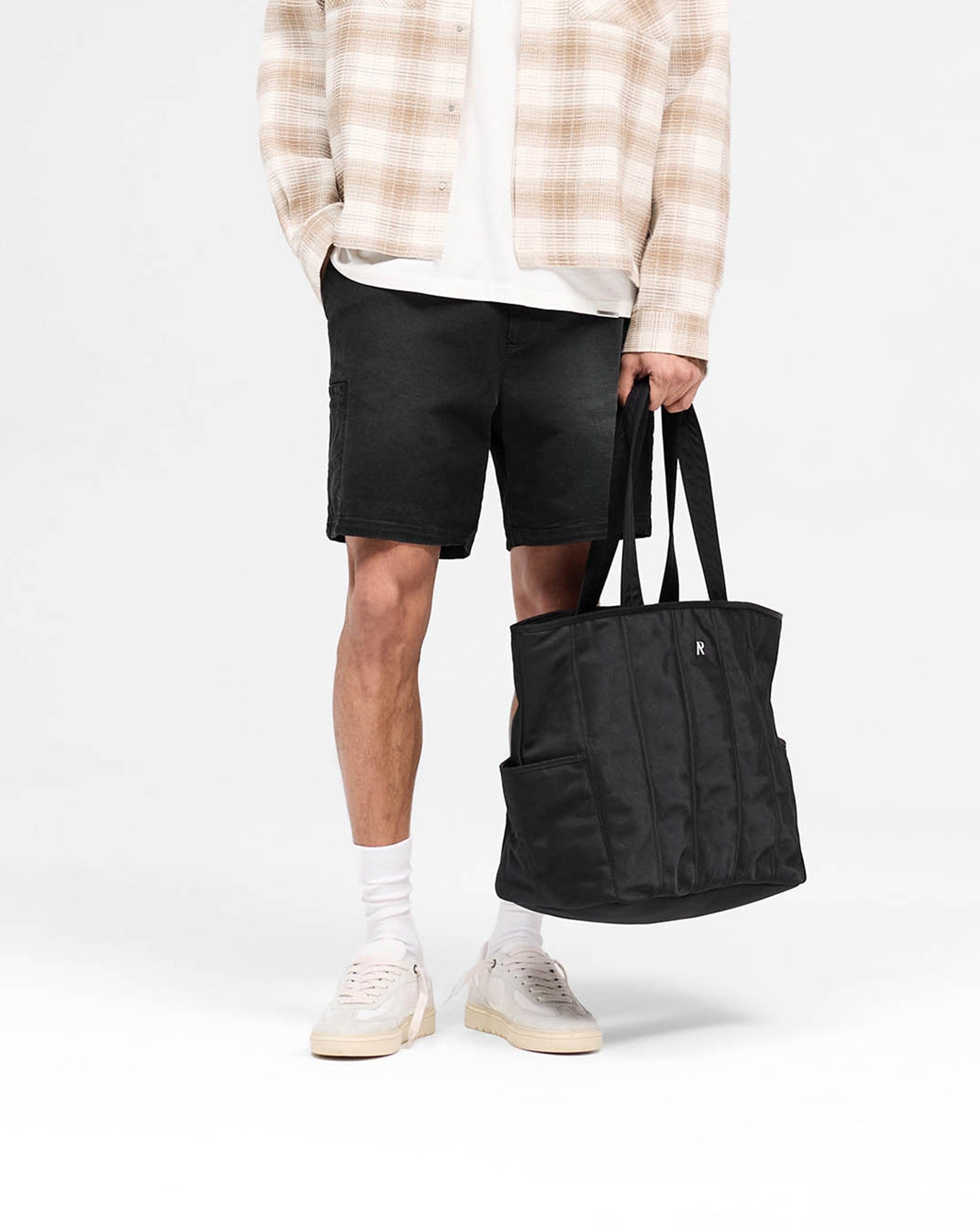 SS25 Season Cargo Short - Jet Black