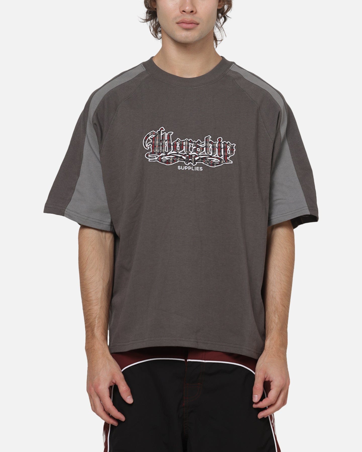 Worship Catharsis Box Crop Raglan T - Shirt Worn Black
