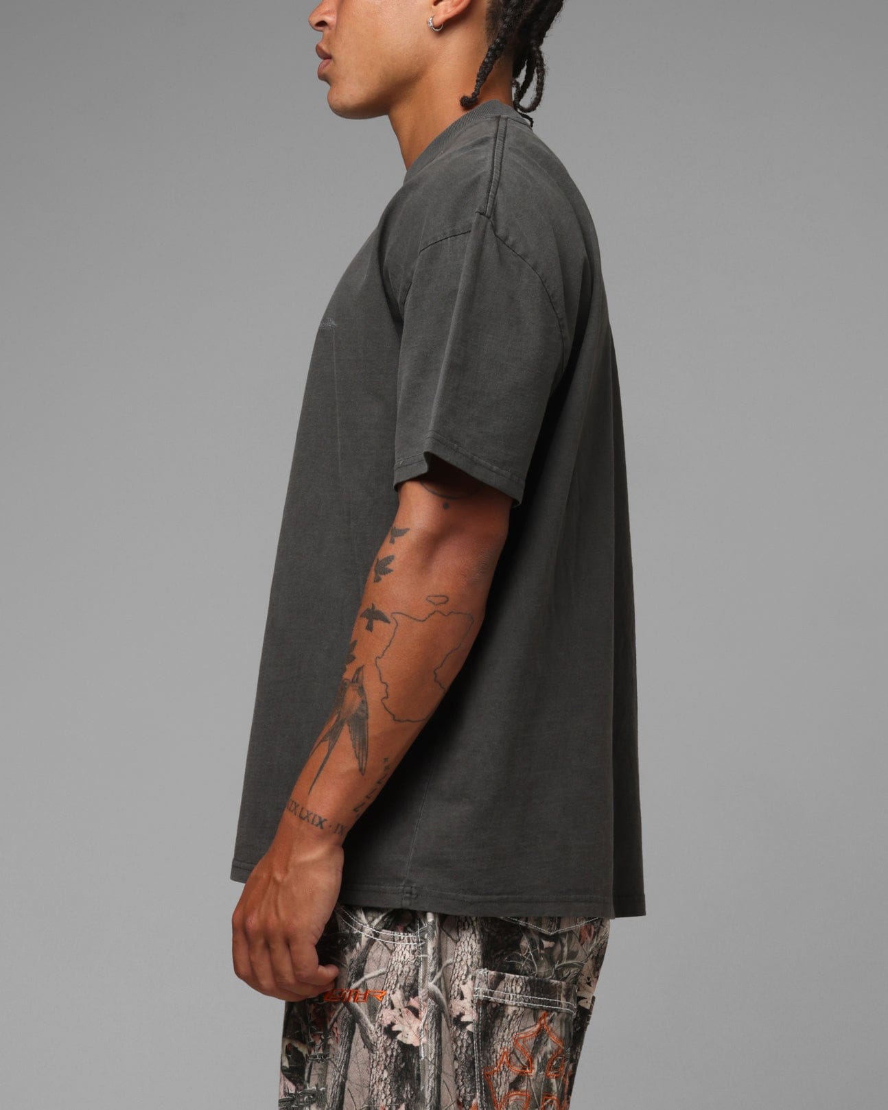 Loiter Afterimage T - Shirt Black Wash