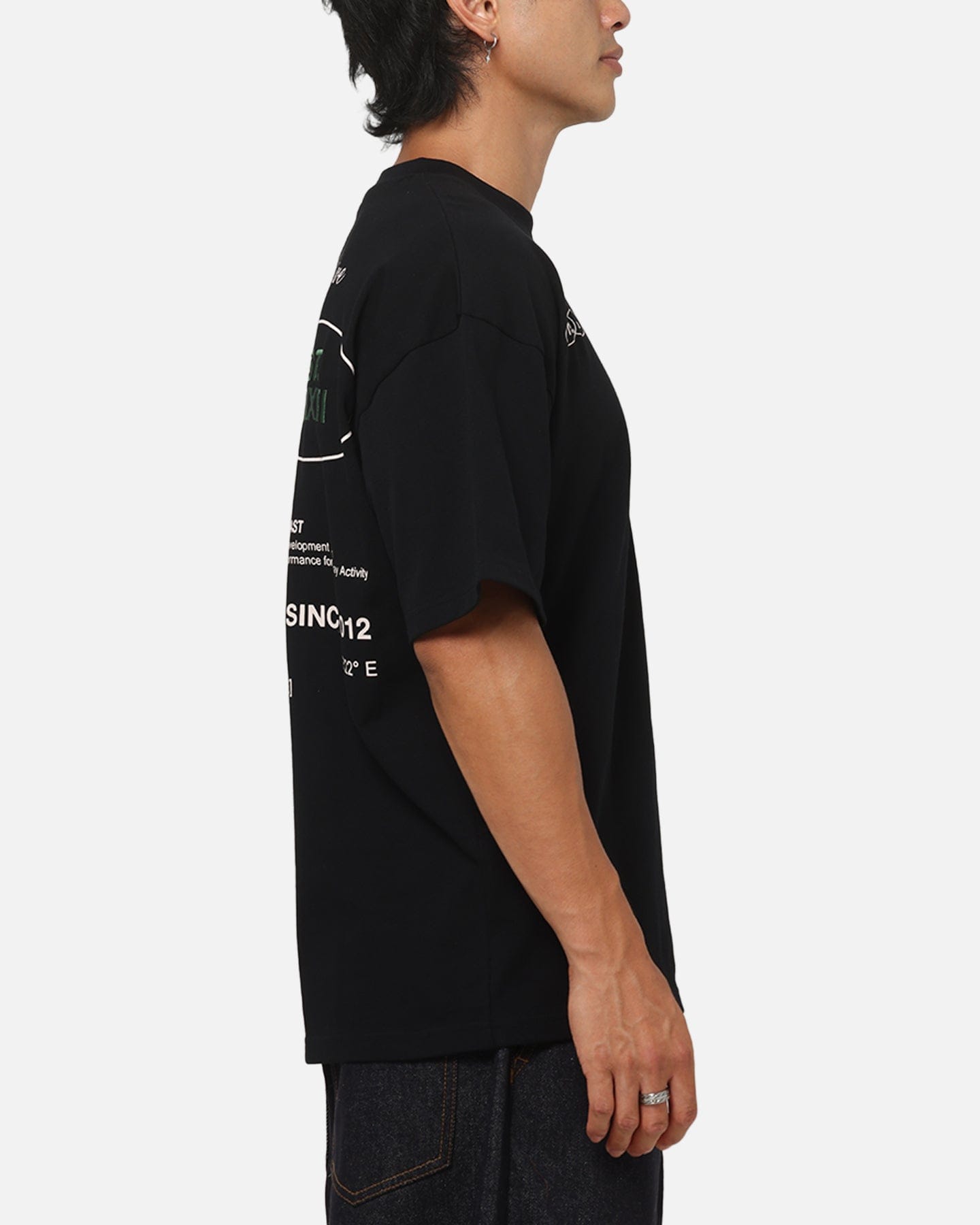 Carre Mmxii T - Shirt Black