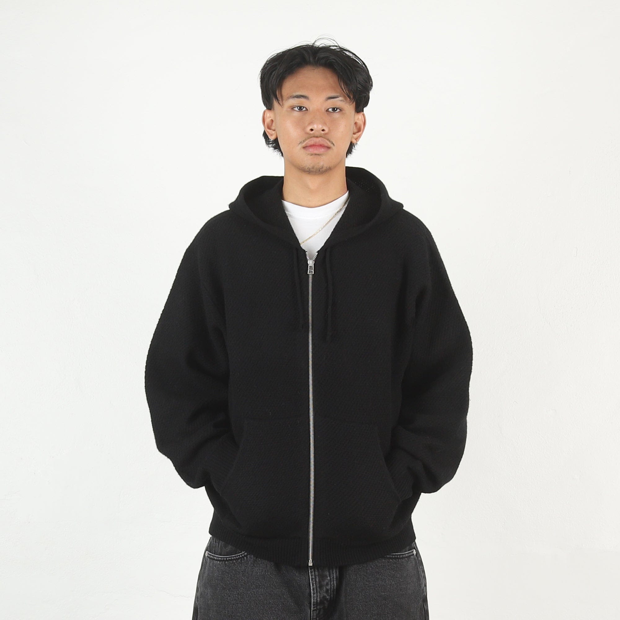 STÜSSY TEXTURED ZIP HOODED SWEATER