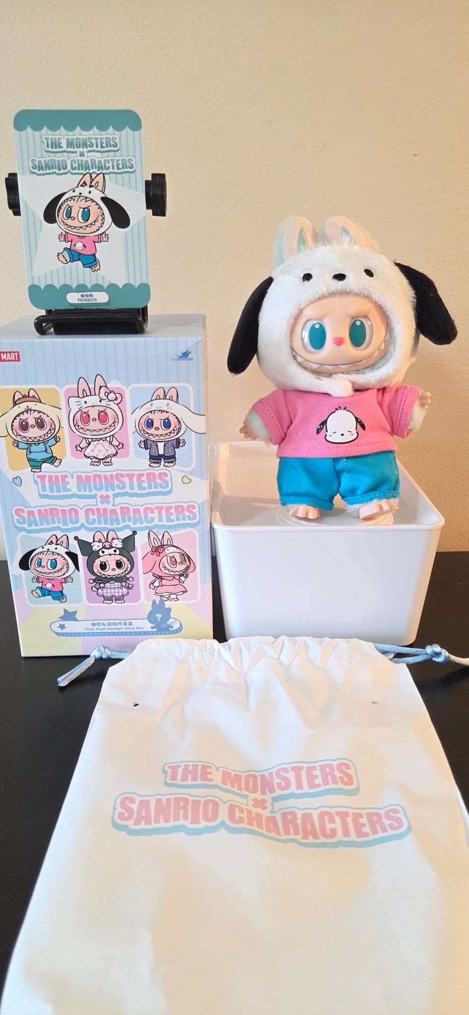Pandaqueen Pochacco - Labubu Plush Pendant The Monsters x Sanrio Series - Pop Mart