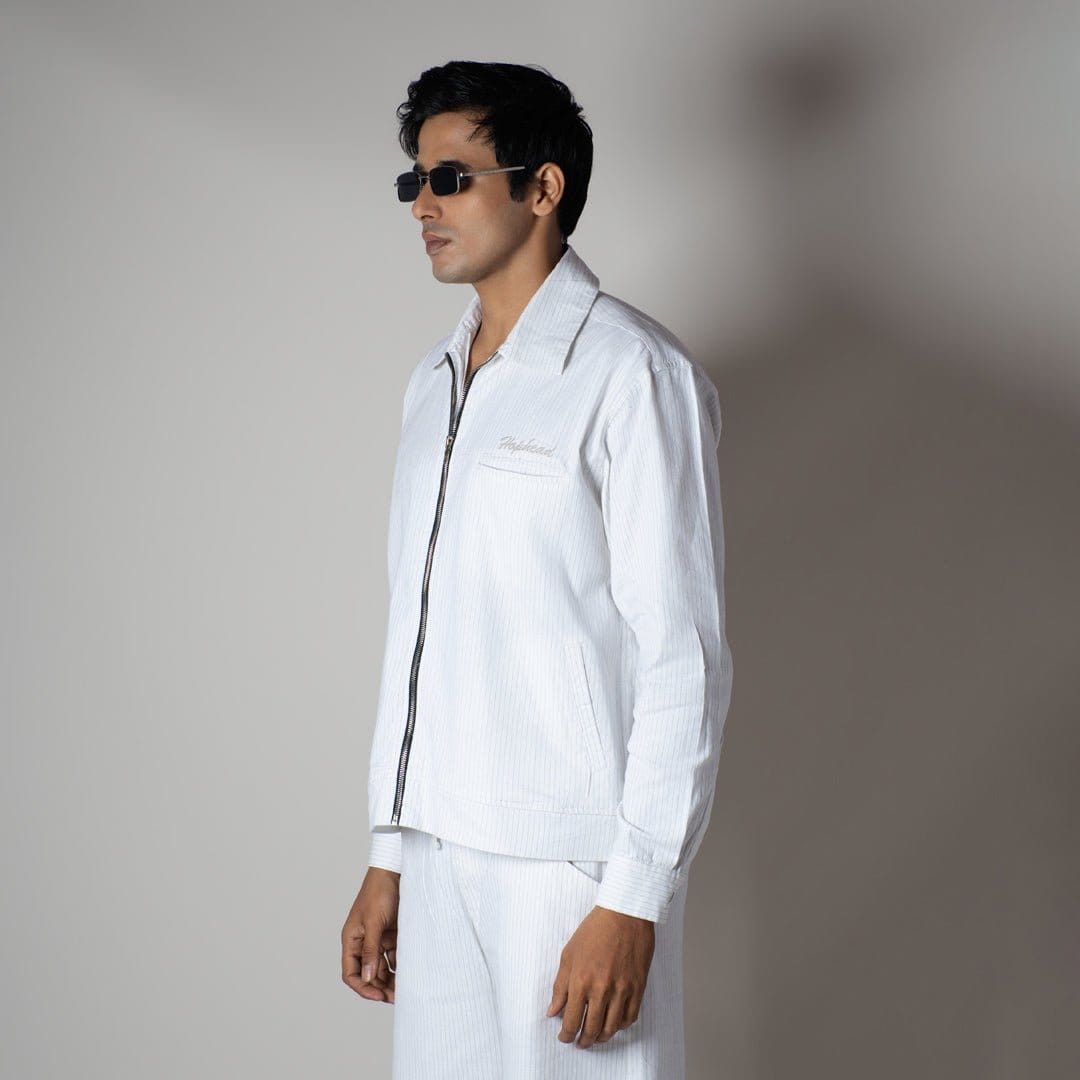 WHITE VERTICAL STRIPED ZIPPER JACKET