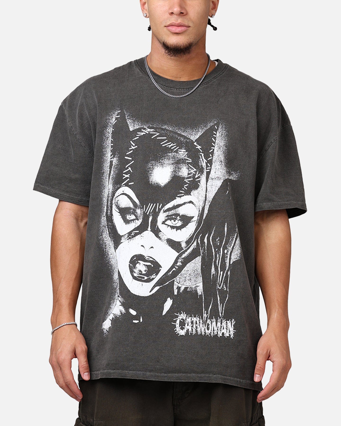 73studio x DC Batman Catwoman Heavyweight T - Shirt Black Wash