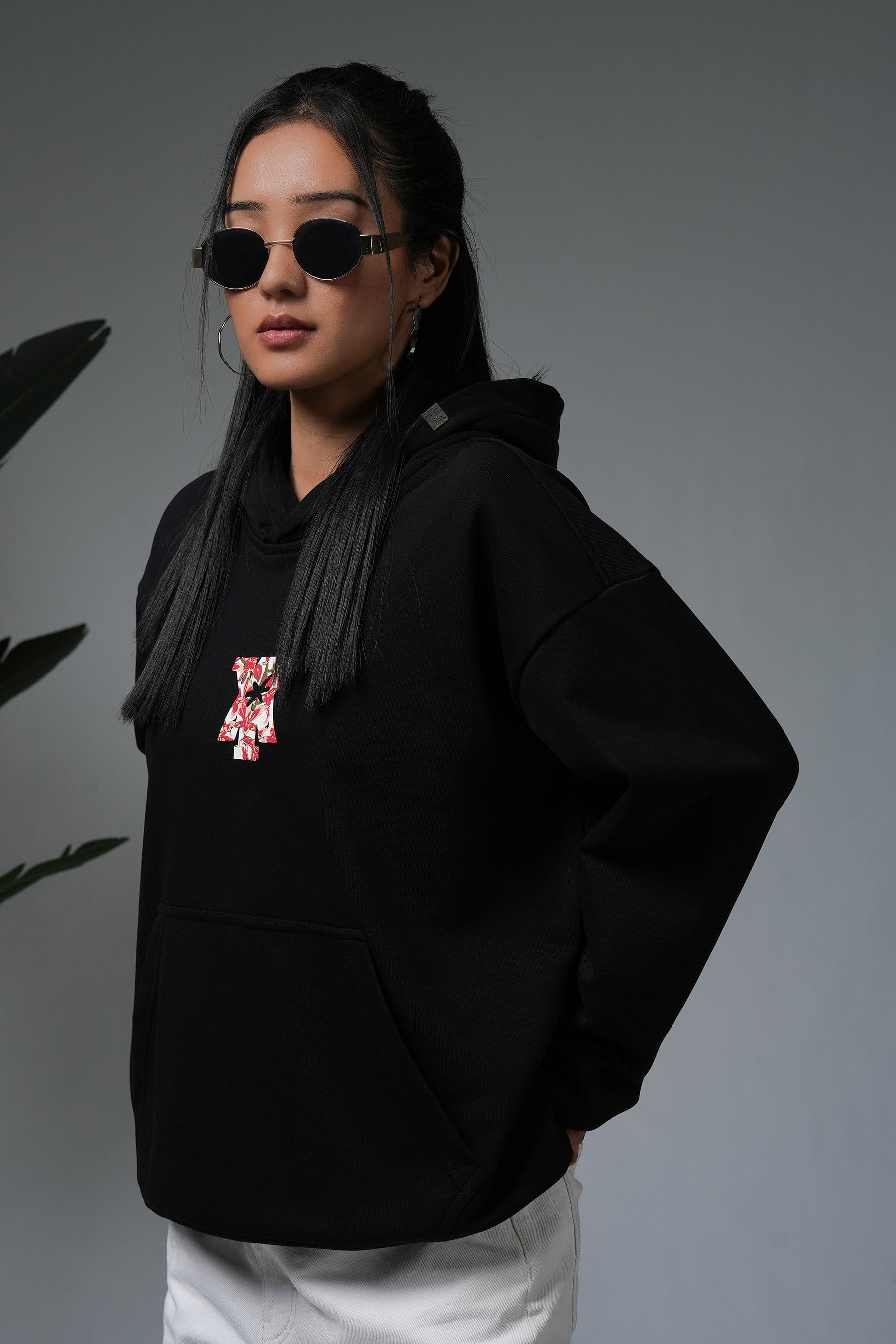 Y*all STUDIO HOURS - HOODIE