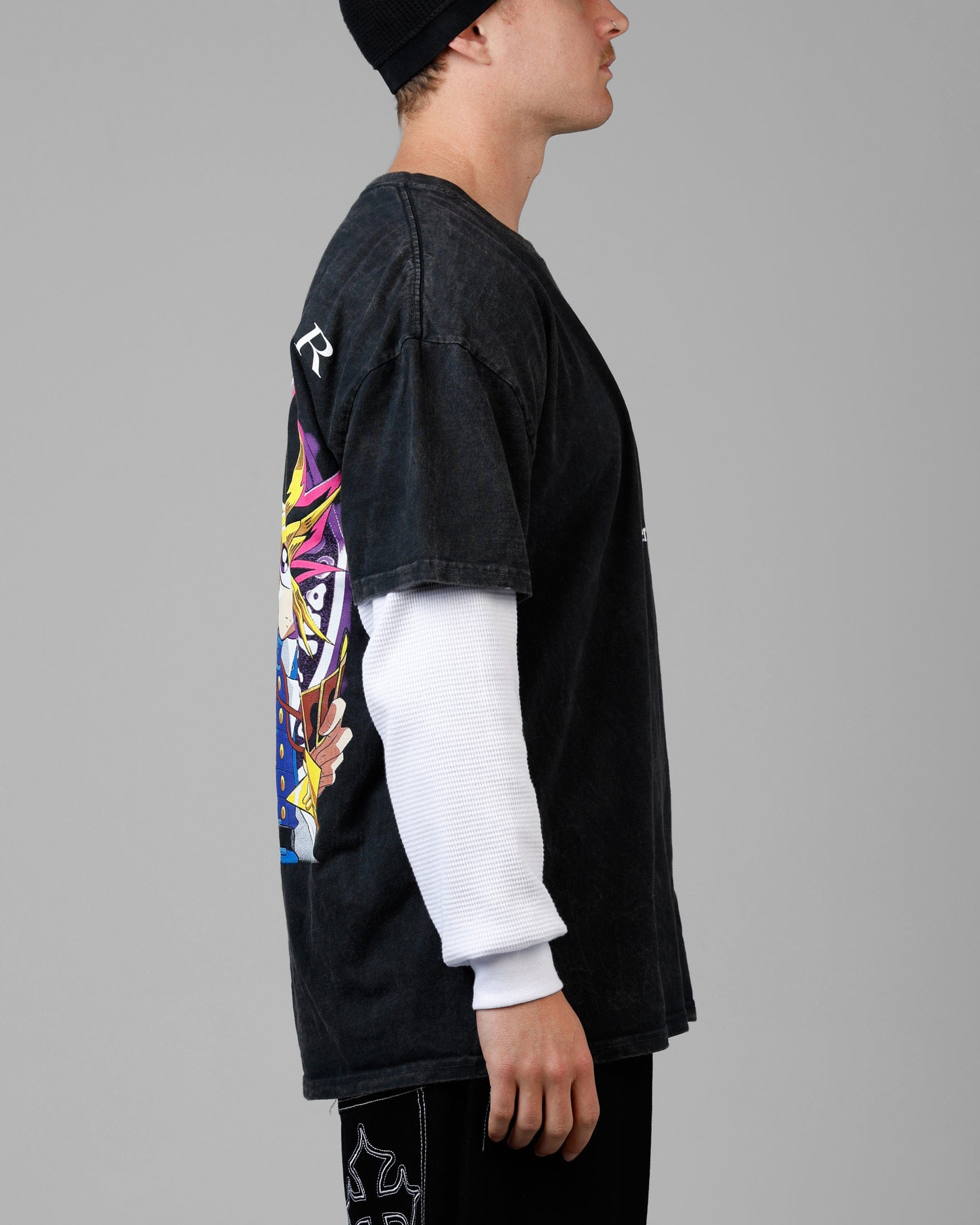 Loiter x Yu - Gi - Oh! Yugi T - Shirt Off Black
