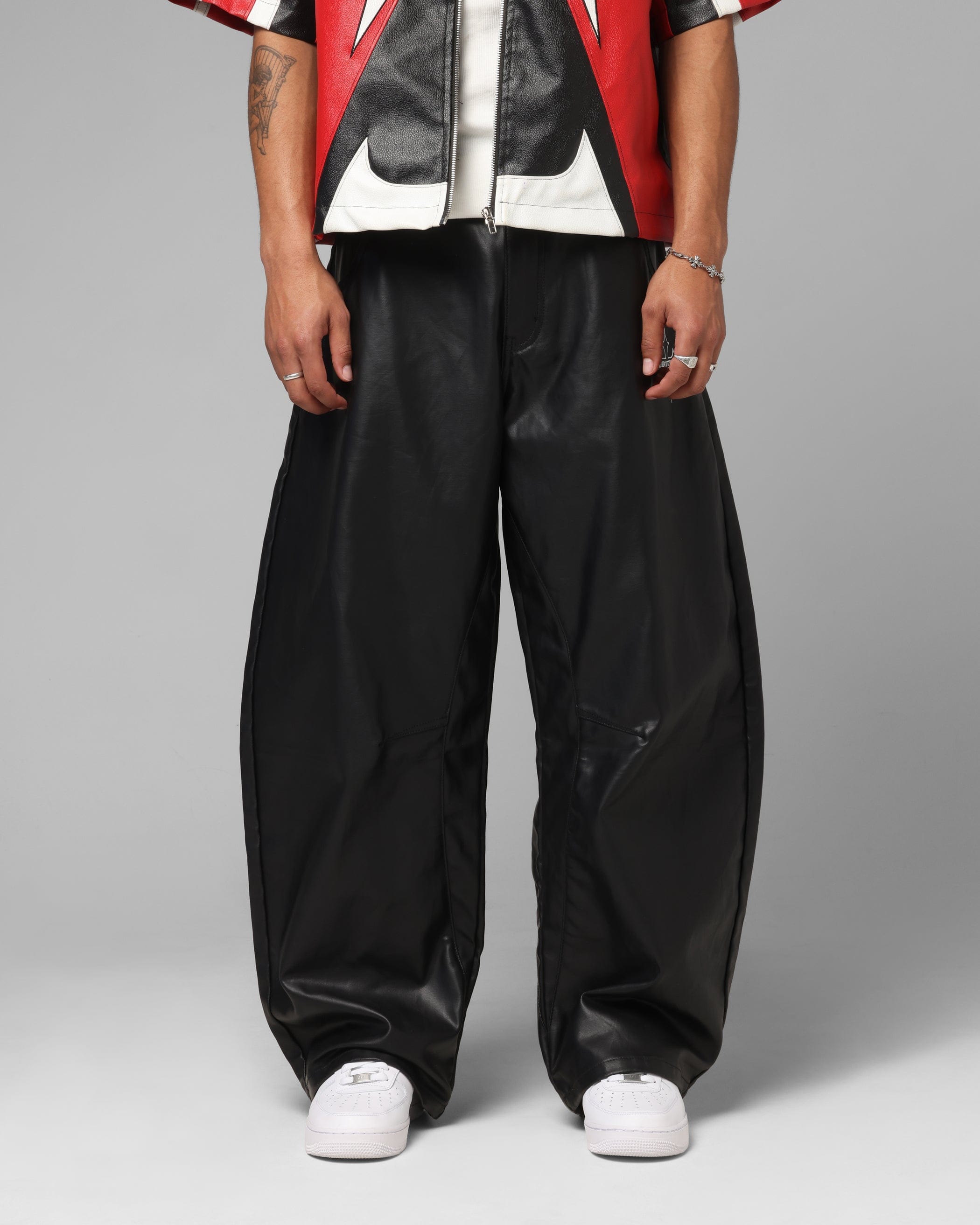 Loiter F - 16 Balloon Jeans Black Wax