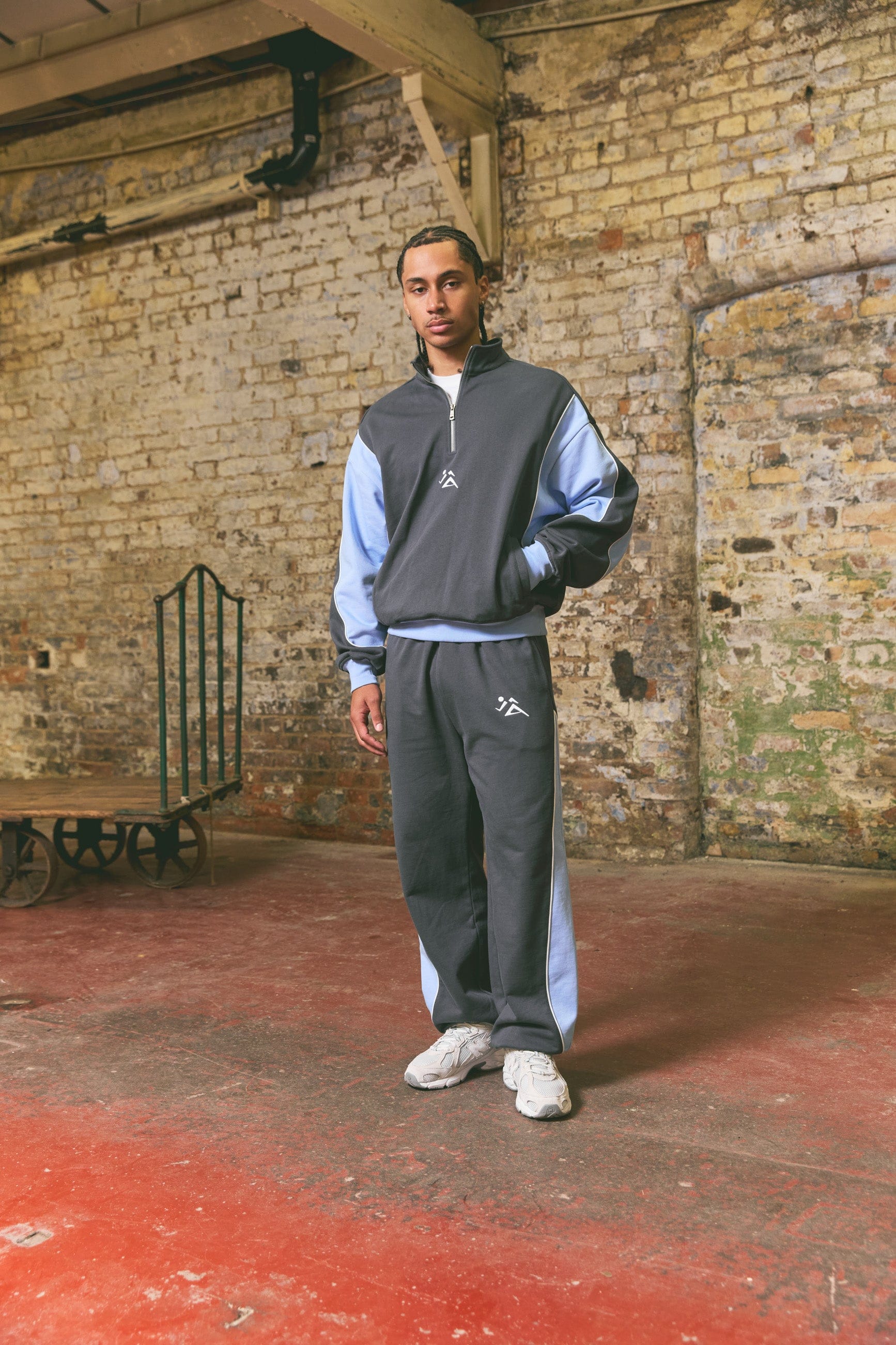 Vice 84 Game Day Heavyweight 1/4 Zip - Navy