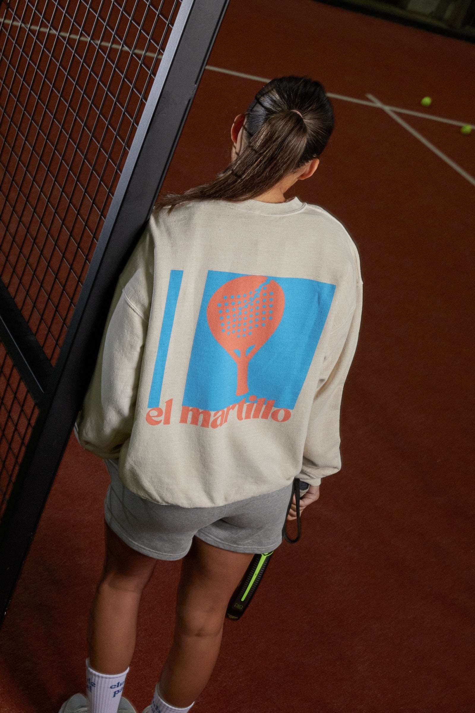 Club de Padel El Martillo 2.0 Vintage Washed Sweater - Cream