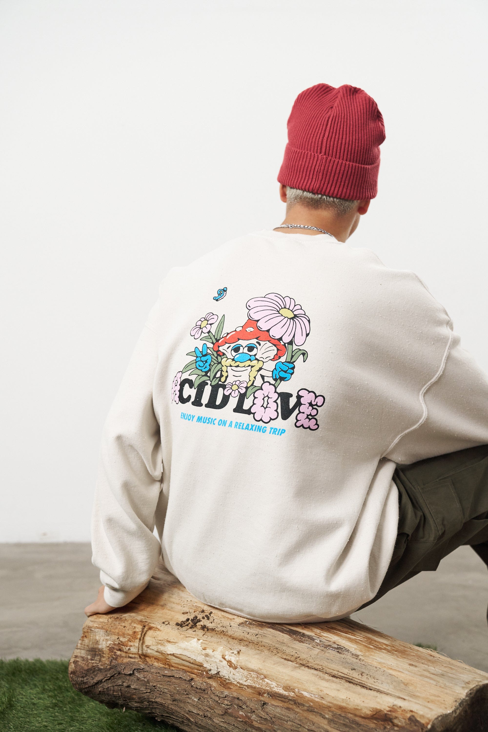 Acid Love Mushroom Vintage Washed Sweater - Cream