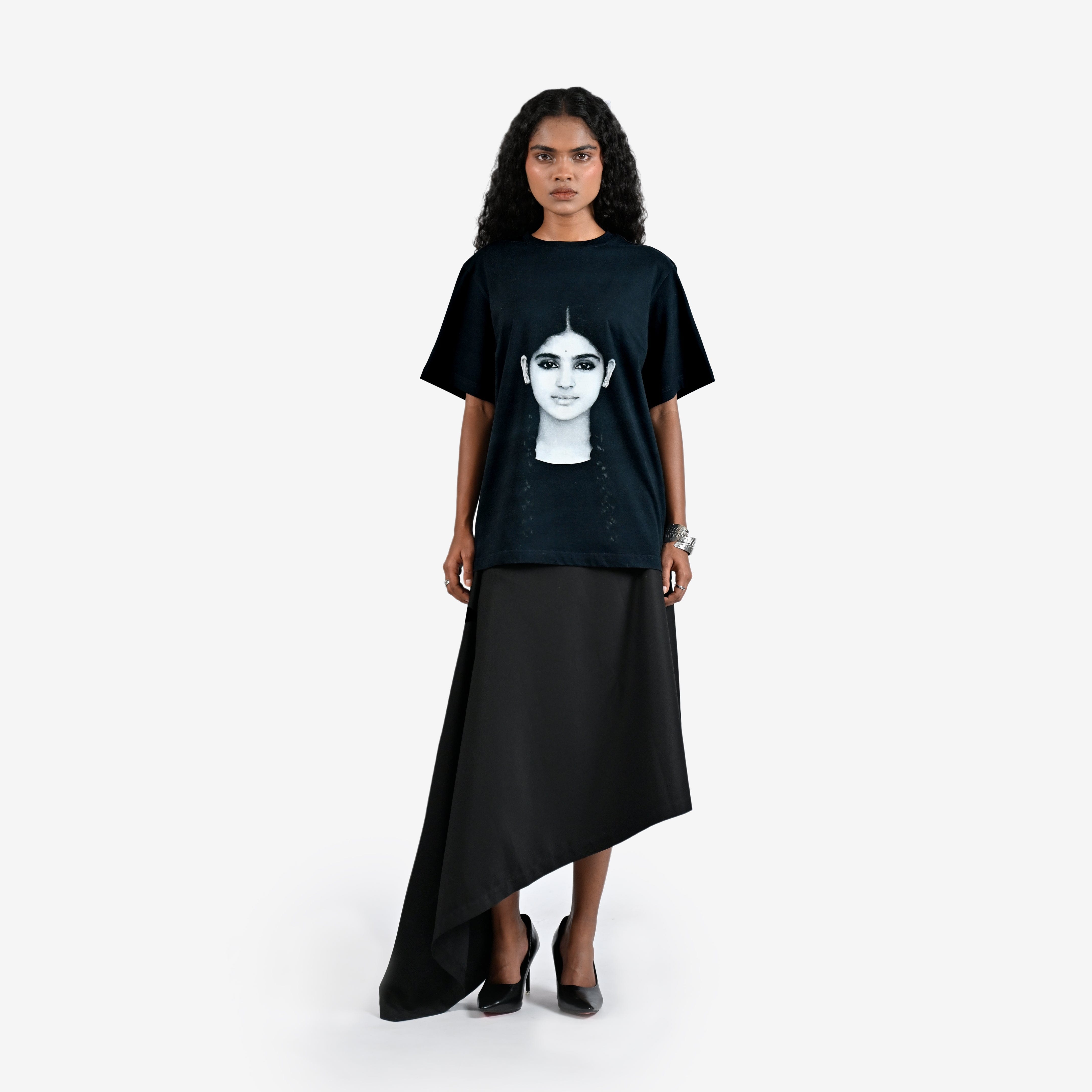 Girl The Girl with the Braids portrait t - shirt - Black
