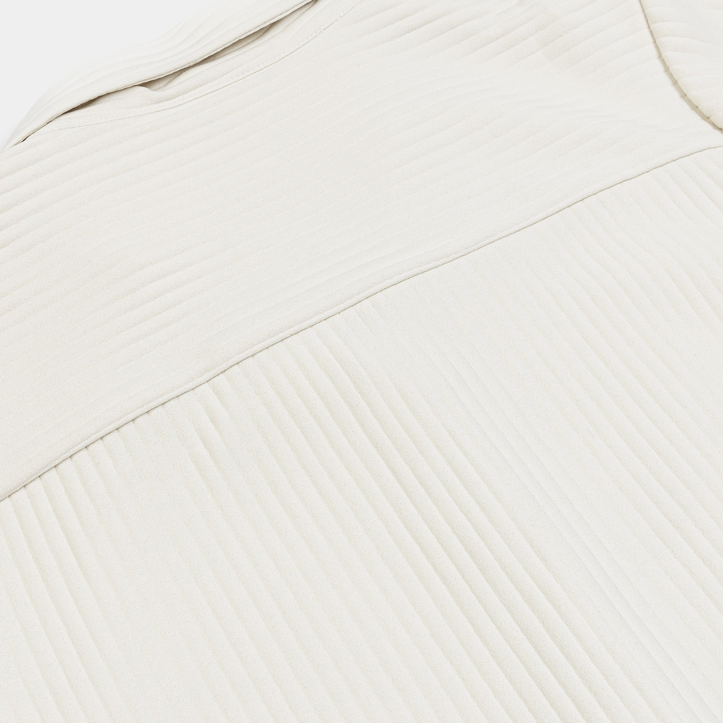 SACRE Pleated Button Up Womens Short Sleeve Shirt (Cream)