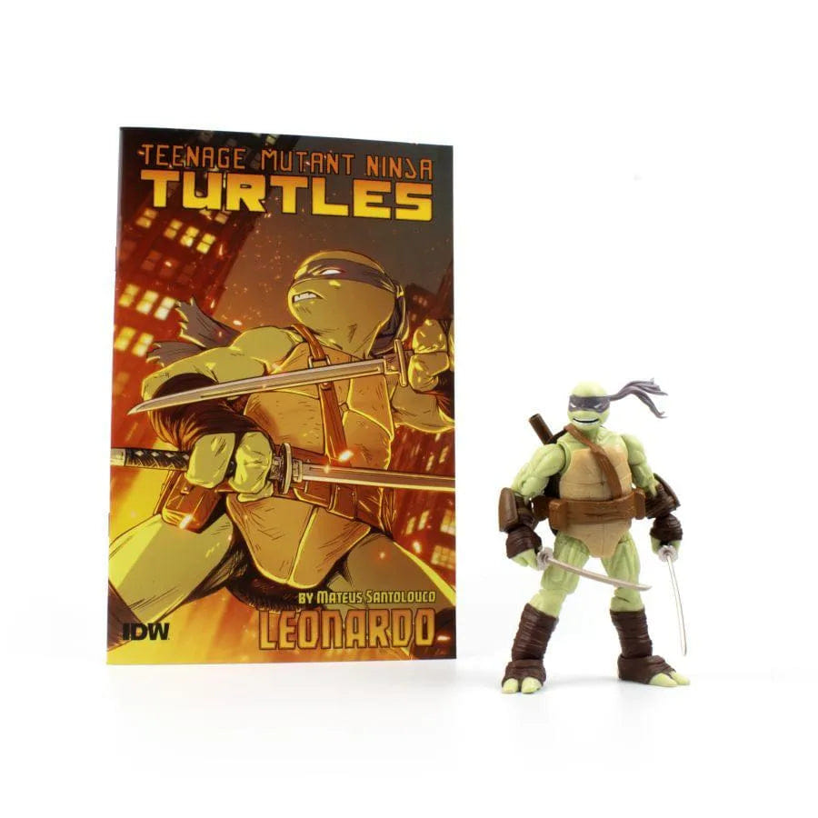 The Loyal Subjects Teenage Mutant Ninja Turtles (comics) - Leonardo BST AXN Action Figure & Comic Book