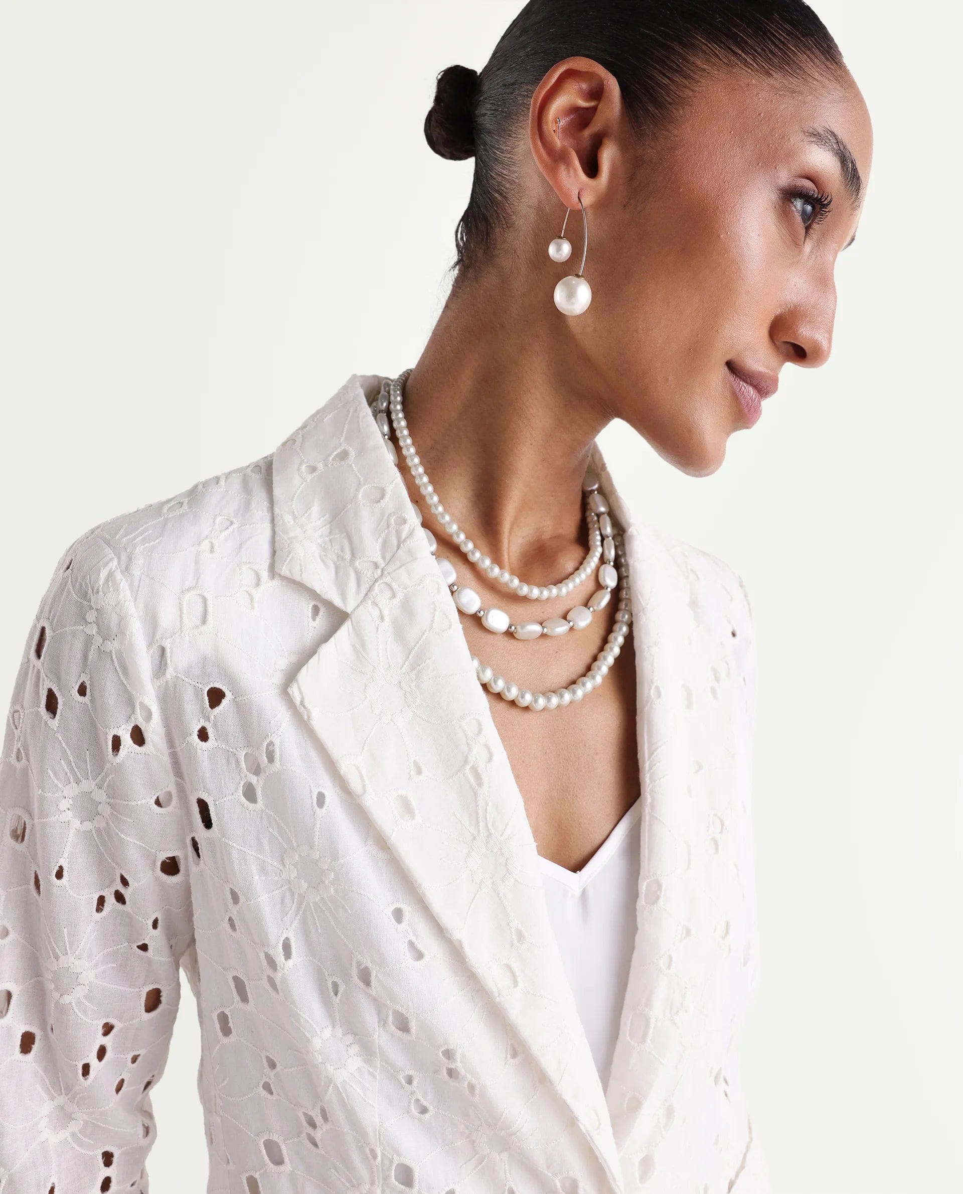 Rareism Women's Rumon Primary White Full Sleeve Lapel Neck Regular Fit Blazer