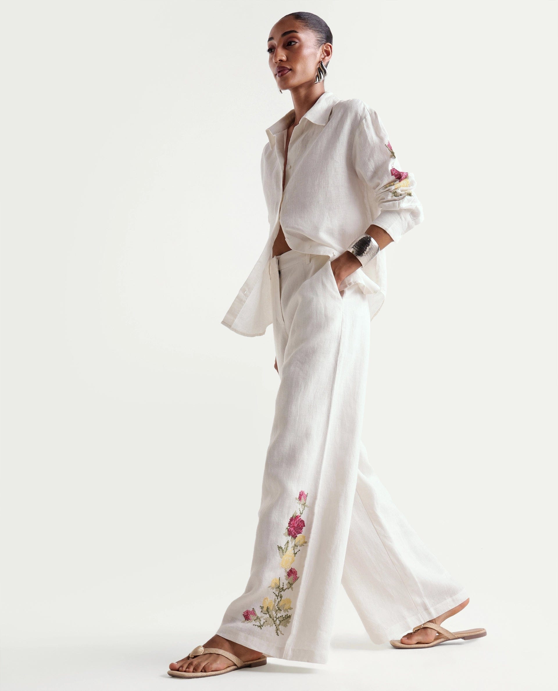 Rareism Women's Taish - B Light Off - White 100% Linen Wide Plain Trouser