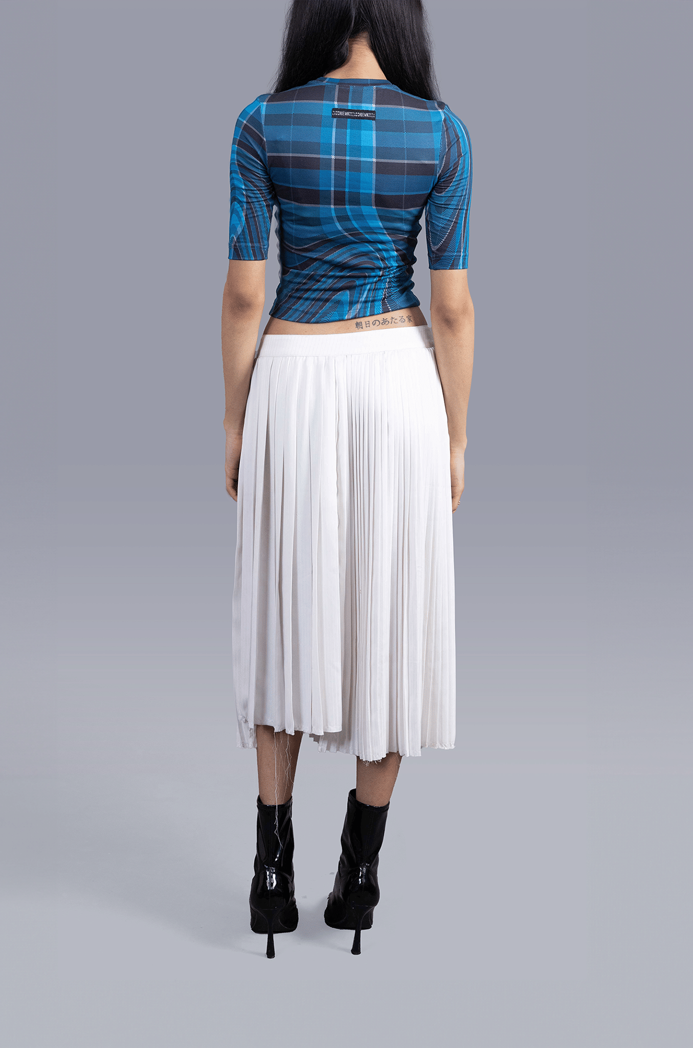 Blue Women's fitted t - shirt in madras checks pattern (Blue)