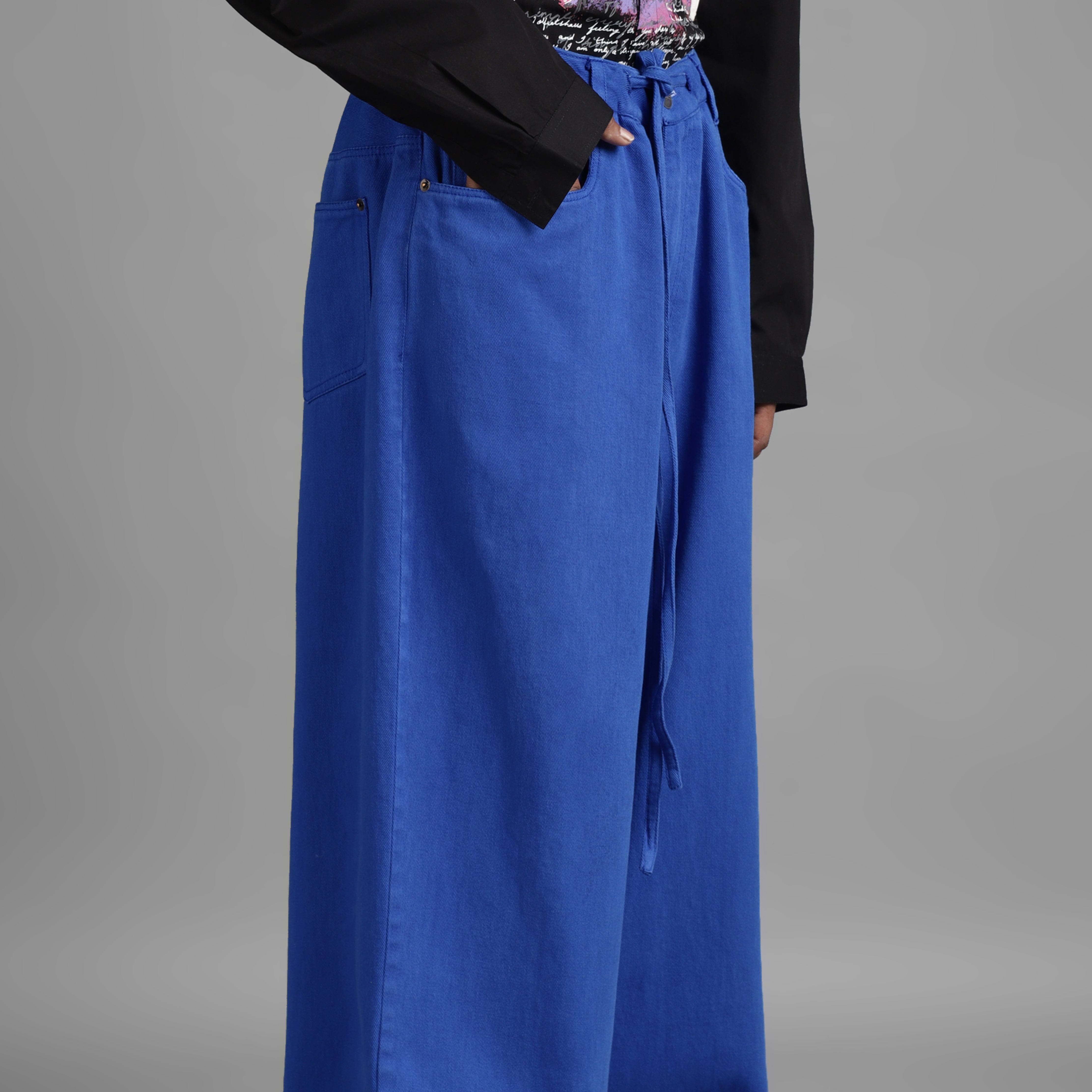 Blue SuperHUEMN Wide - legged Jeans (Blue)