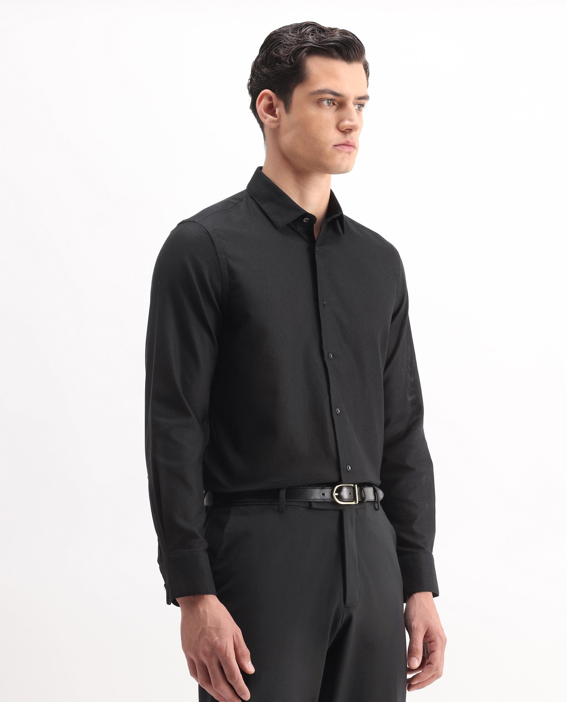 RARE Rabbit Men's Astron 25 Black Cotton Blend Plain Regular Fit Full Sleeve Collared Shirt