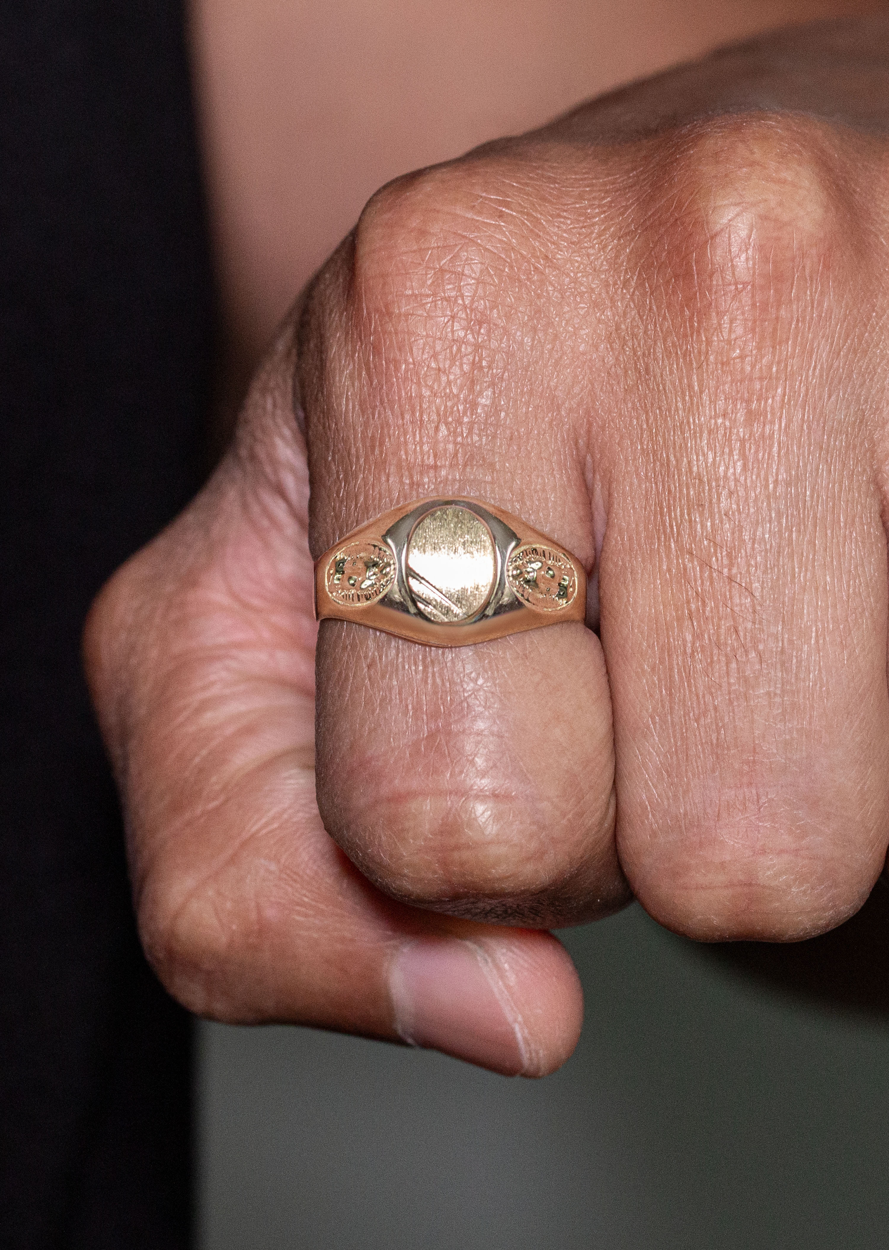 Manufacturer 1 Mens Virgin Mary Signet Ring - 10K Gold | 4 Grams