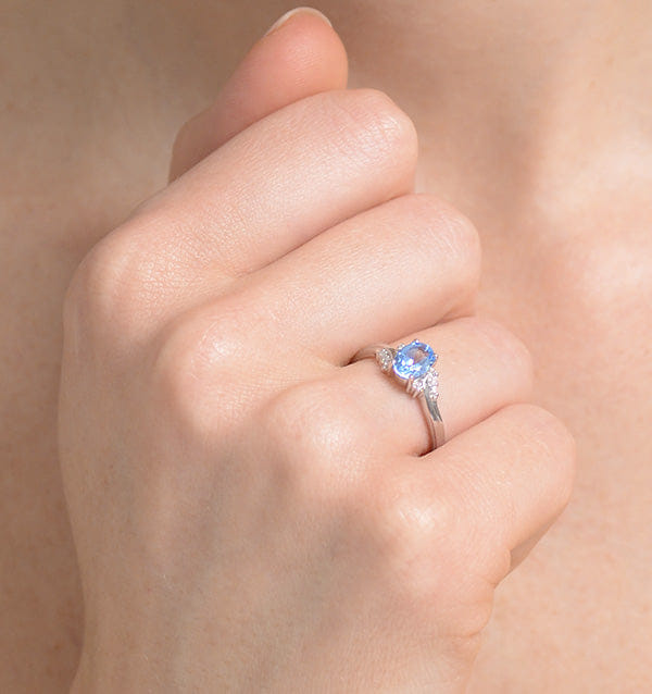 Diamond Blue Topaz 0.94CT And Diamond 9K White Gold Ring