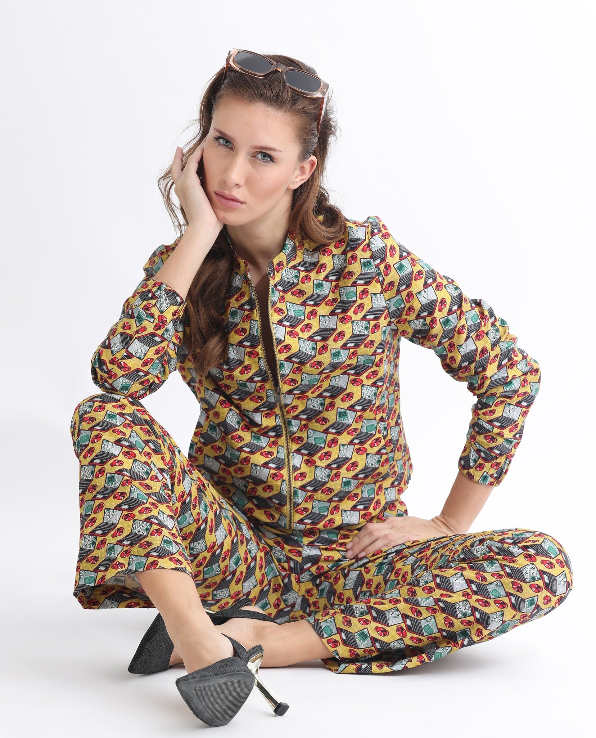 Rareism Women's Hertie - T Yellow Cotton Blend Mandarin Collar Geometric Print Regular Fit Jacket