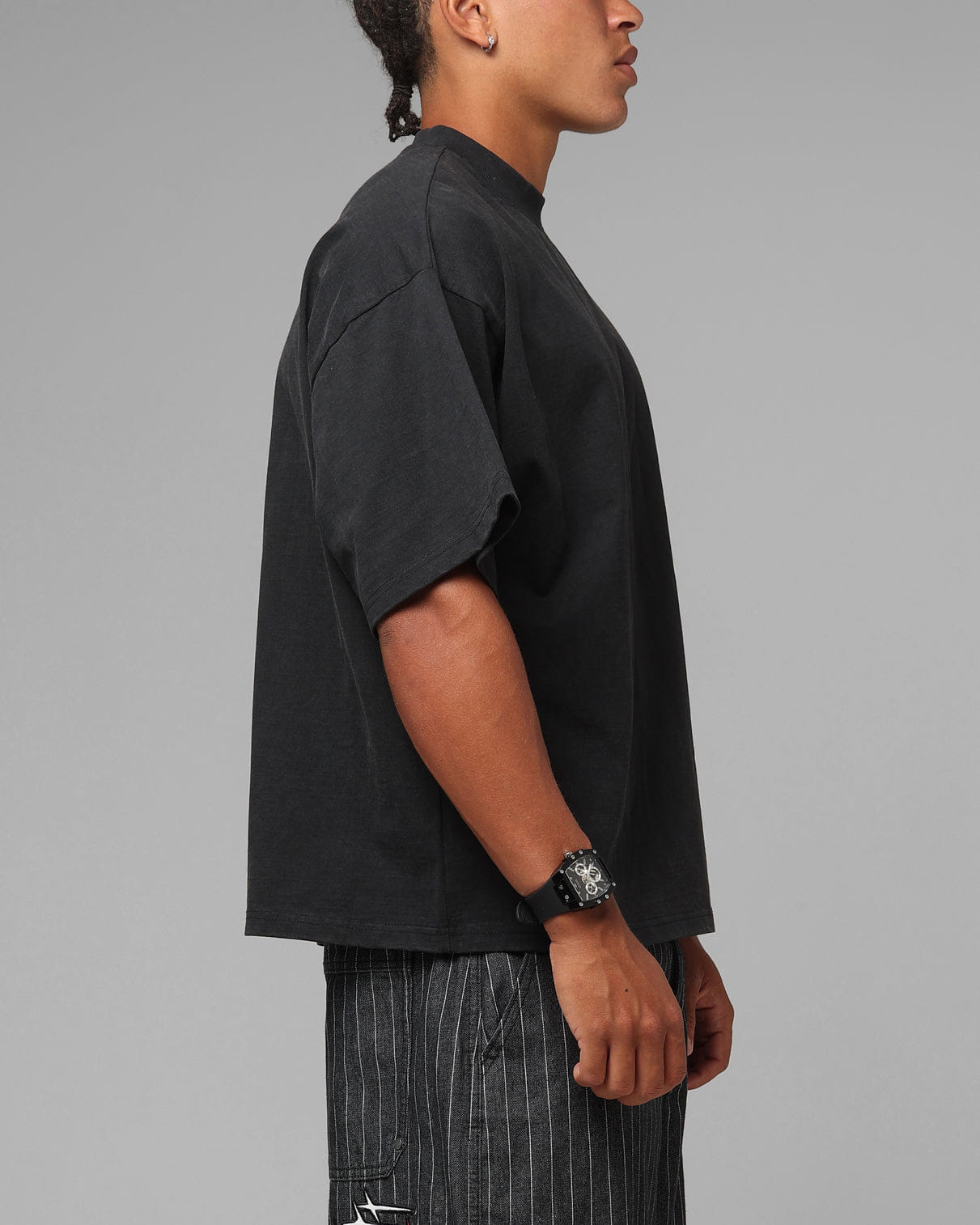 Loiter Script T - Shirt Washed Black