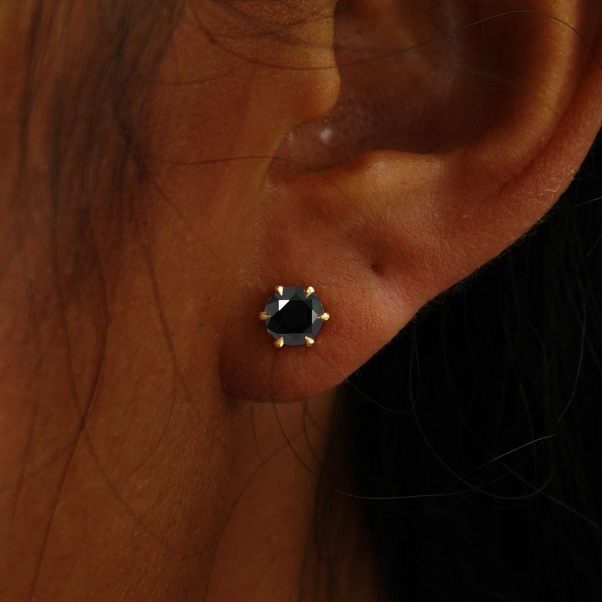 Automic Gold Studio 5 mm Moissanite Earring