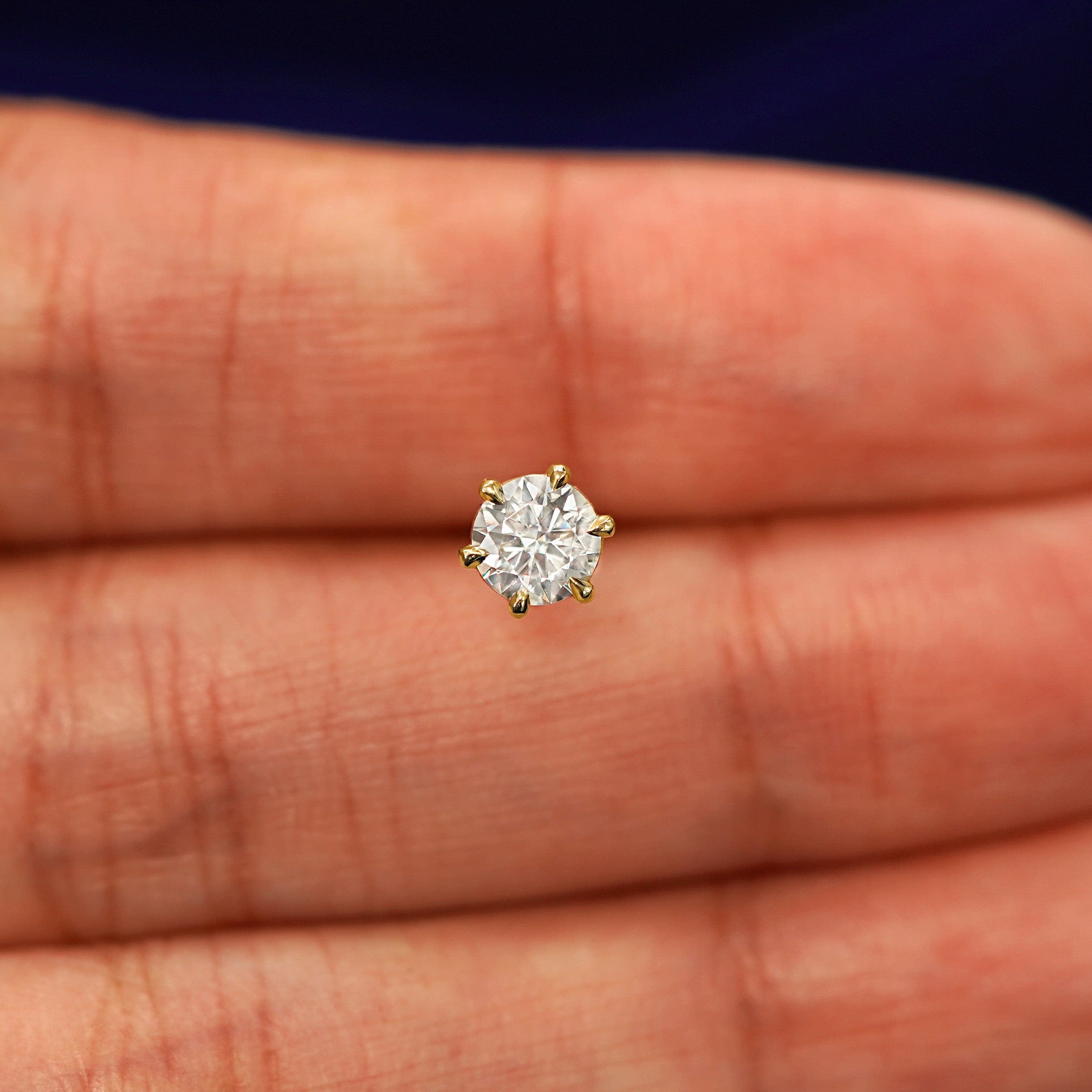 Automic Gold Studio 5 mm Moissanite Earring