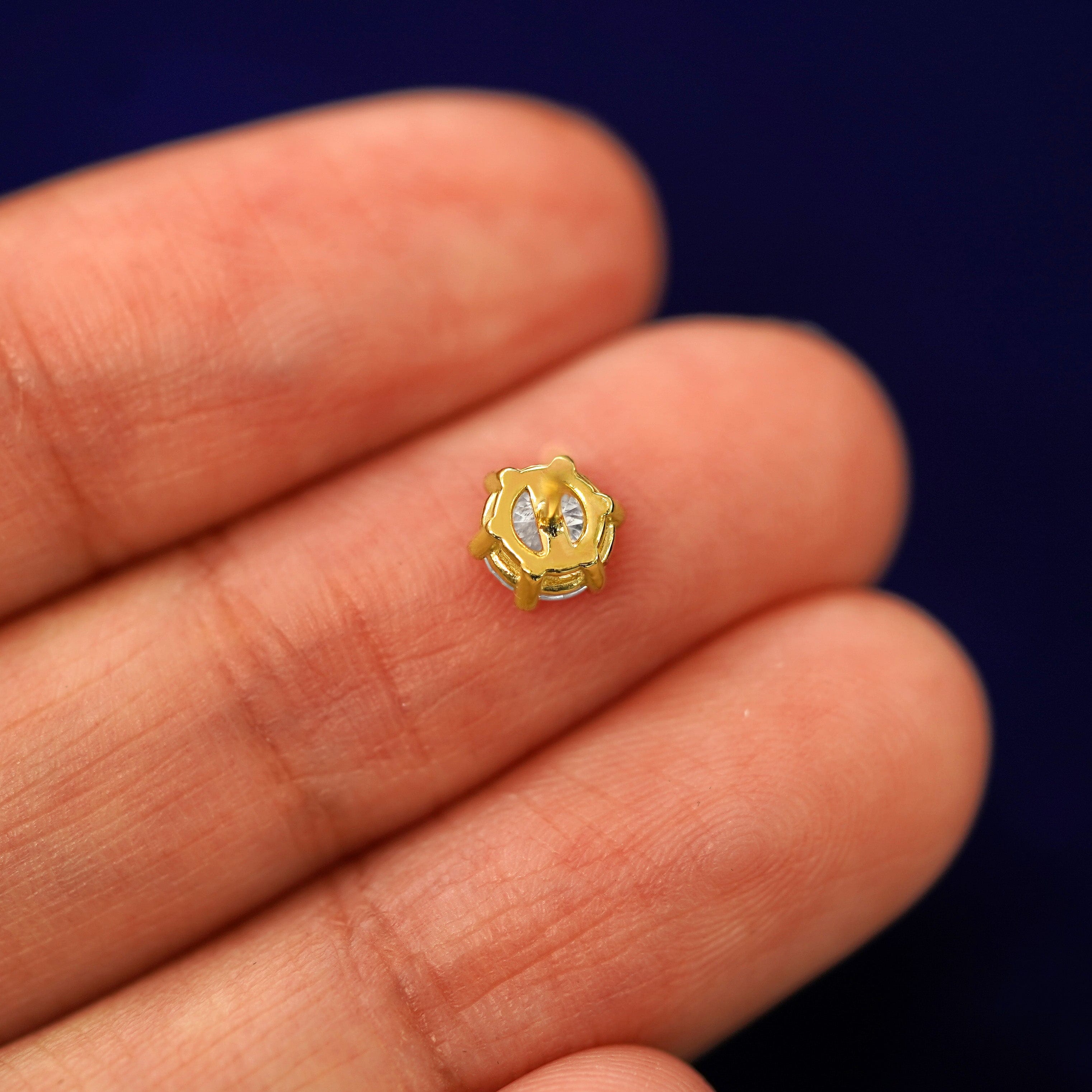 Automic Gold Studio 5 mm Moissanite Earring