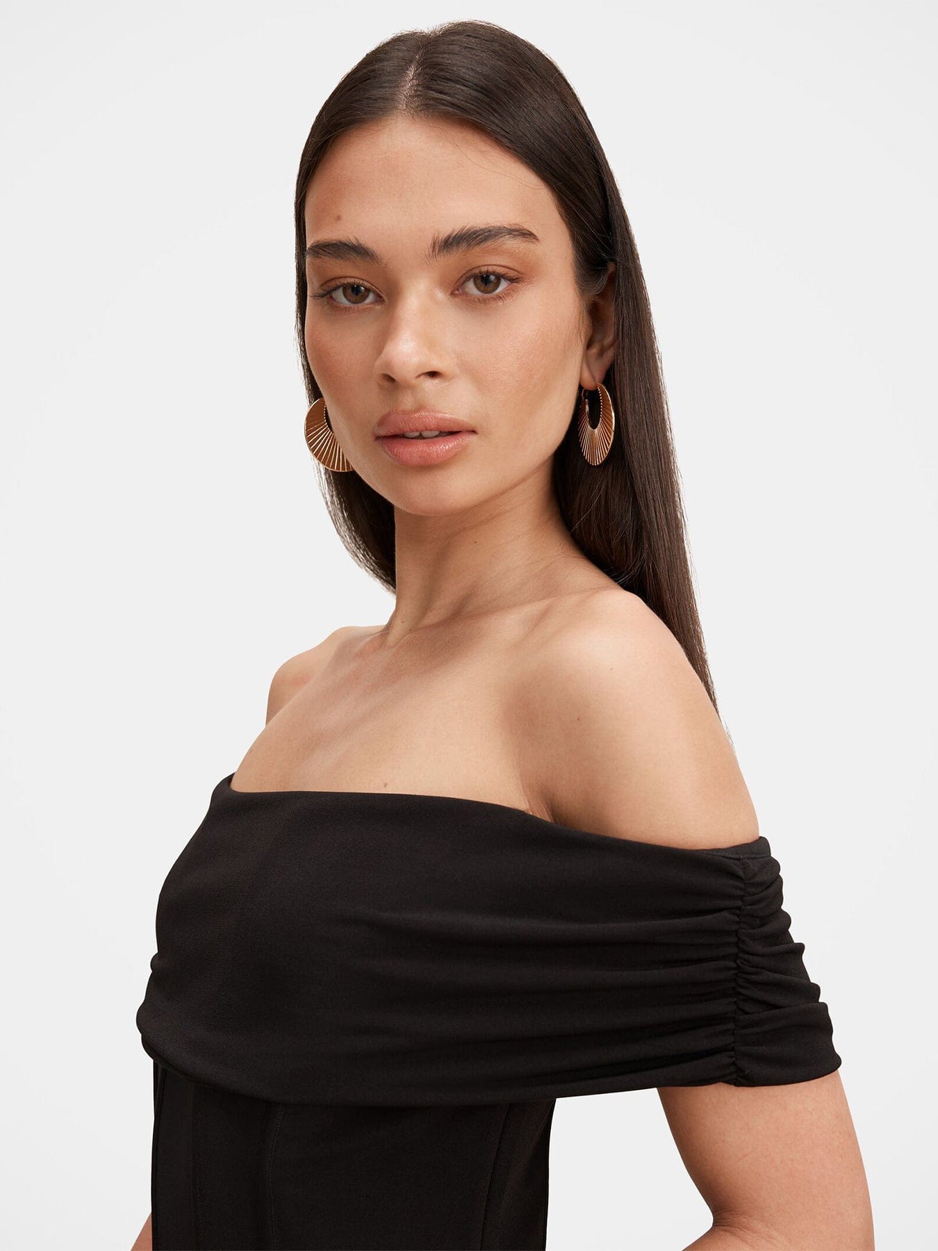 Forever New Ania Ruched Bardot Maxi Dress Black