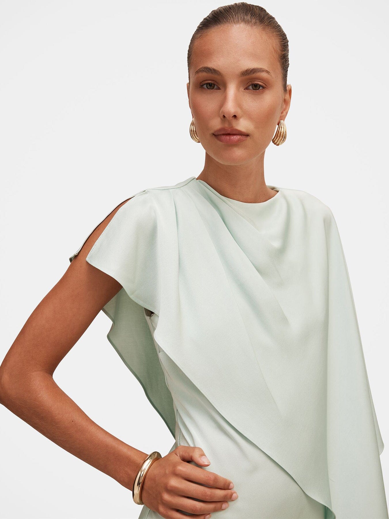 Forever New Zinnia Cape Maxi Dress Green