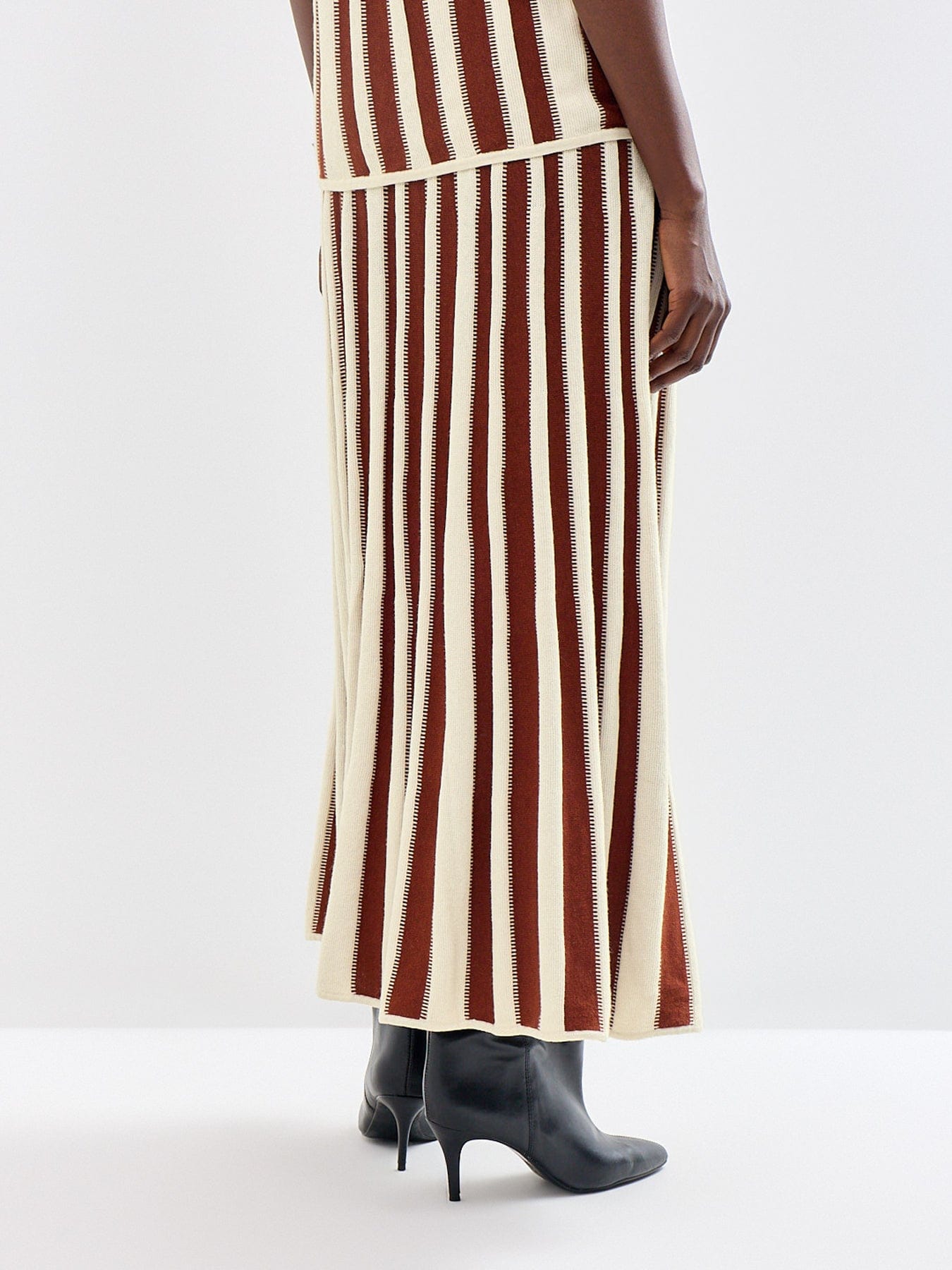 Selected Lina High Waisted Knit Maxi Skirt Multi