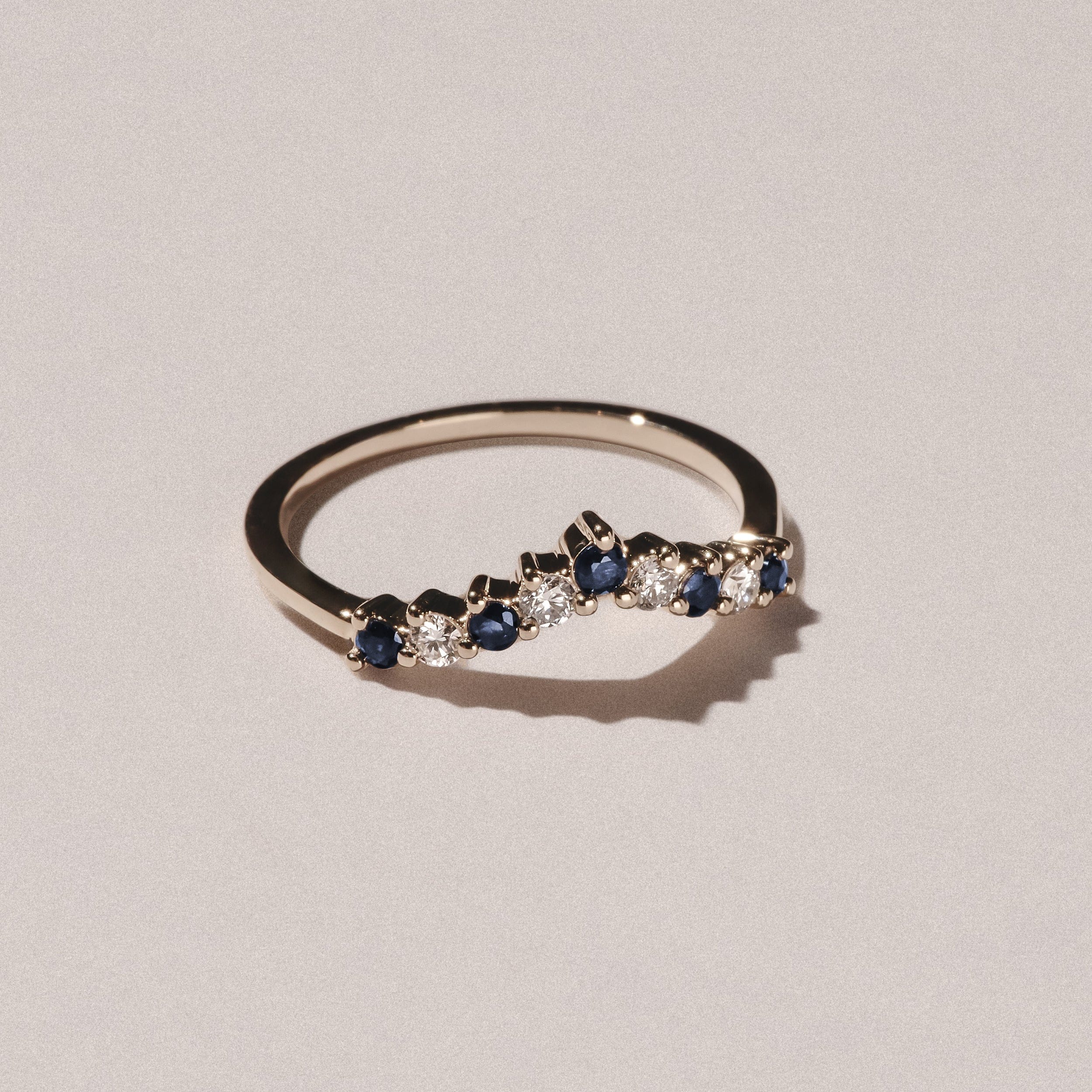 WISHBONE Starlit Sapphire and Lab Diamond Wishbone Ring in 9K Yellow Gold