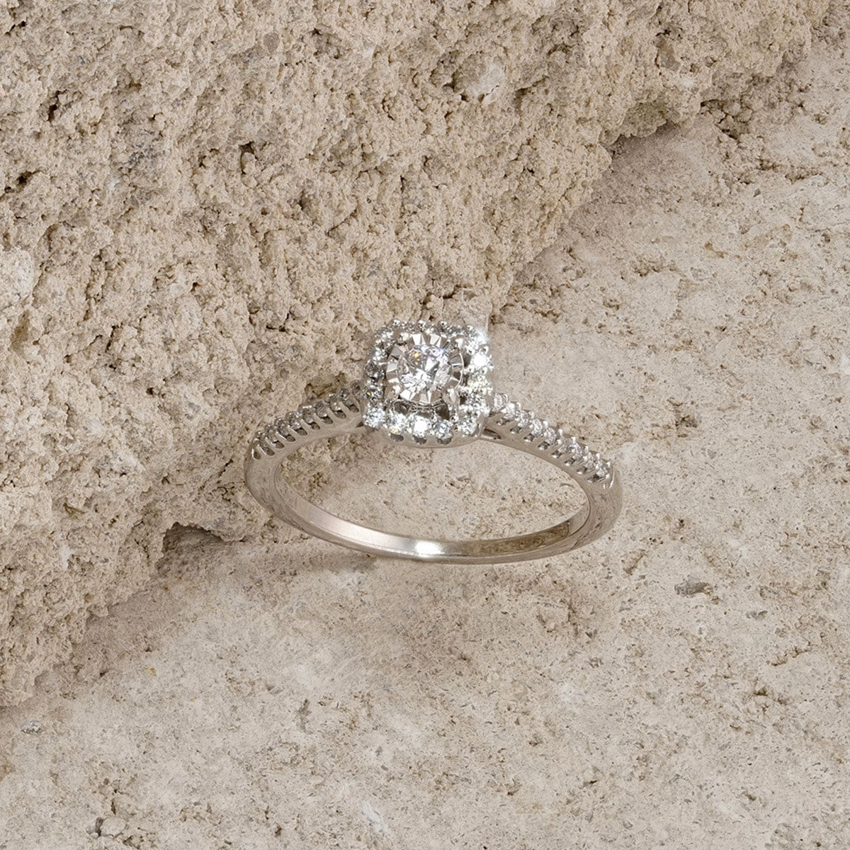 Diamond Masami Lab Diamond Halo Engagement Ring 0.25ct Pave Set in 925 Sterling Silver