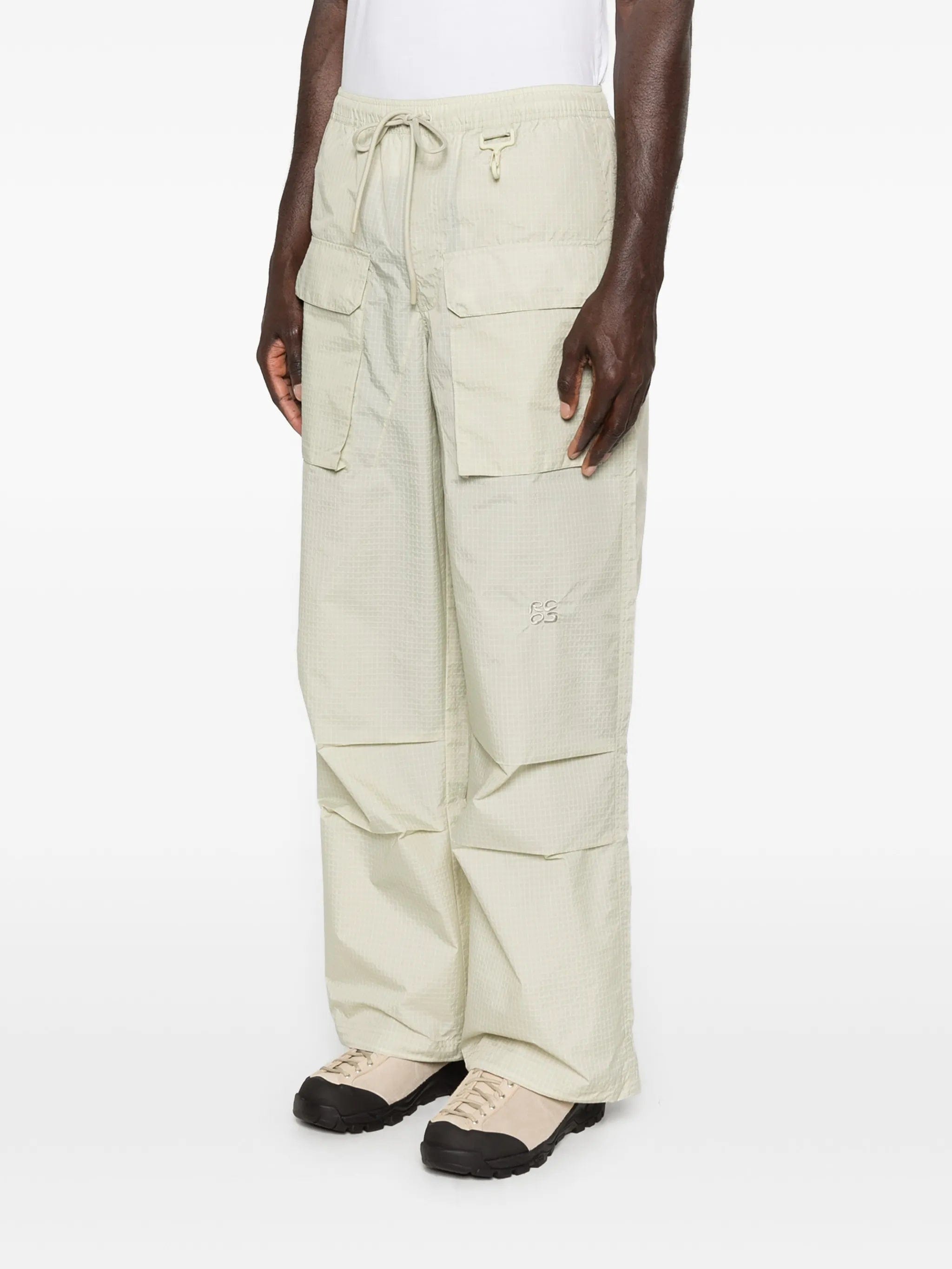 RC Outdoor Supply beige cargo pants