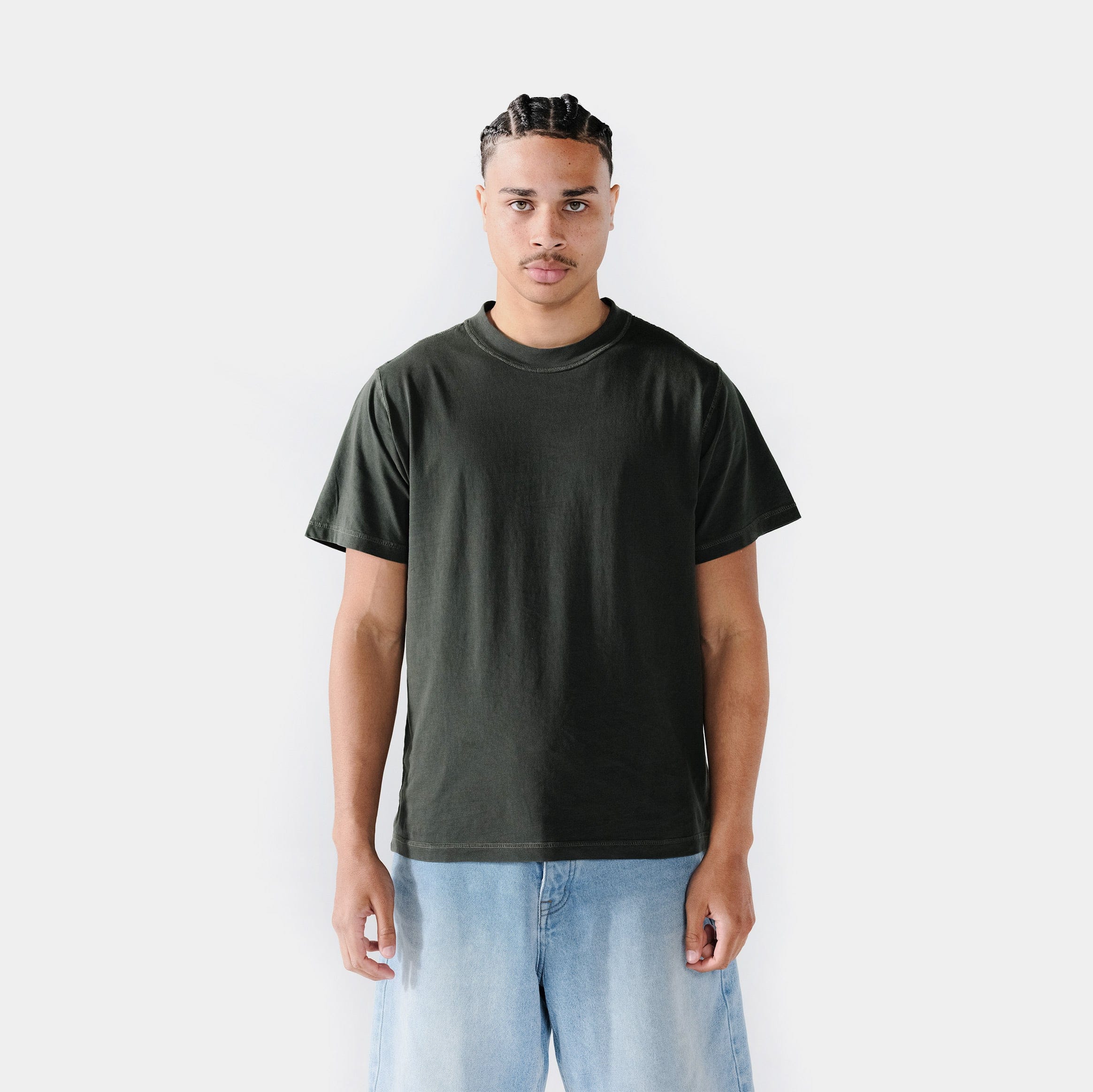Maison Article Solid Washed Out Mens Short Sleeve Shirt (Dark Grey)