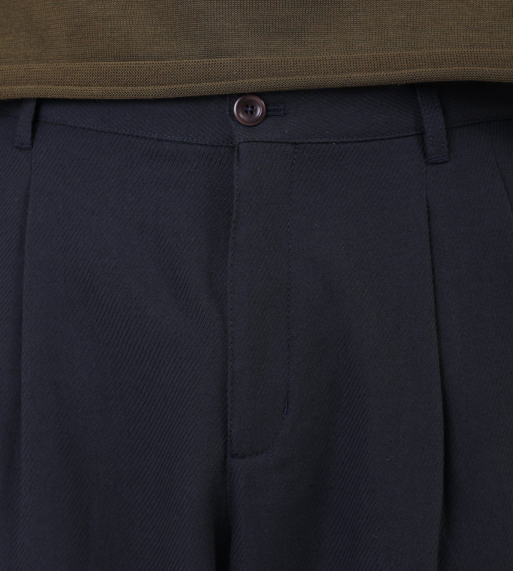 Norse Projects Hestur Relaxed Cotton Linen Twill Pleated Trouser Dark Navy