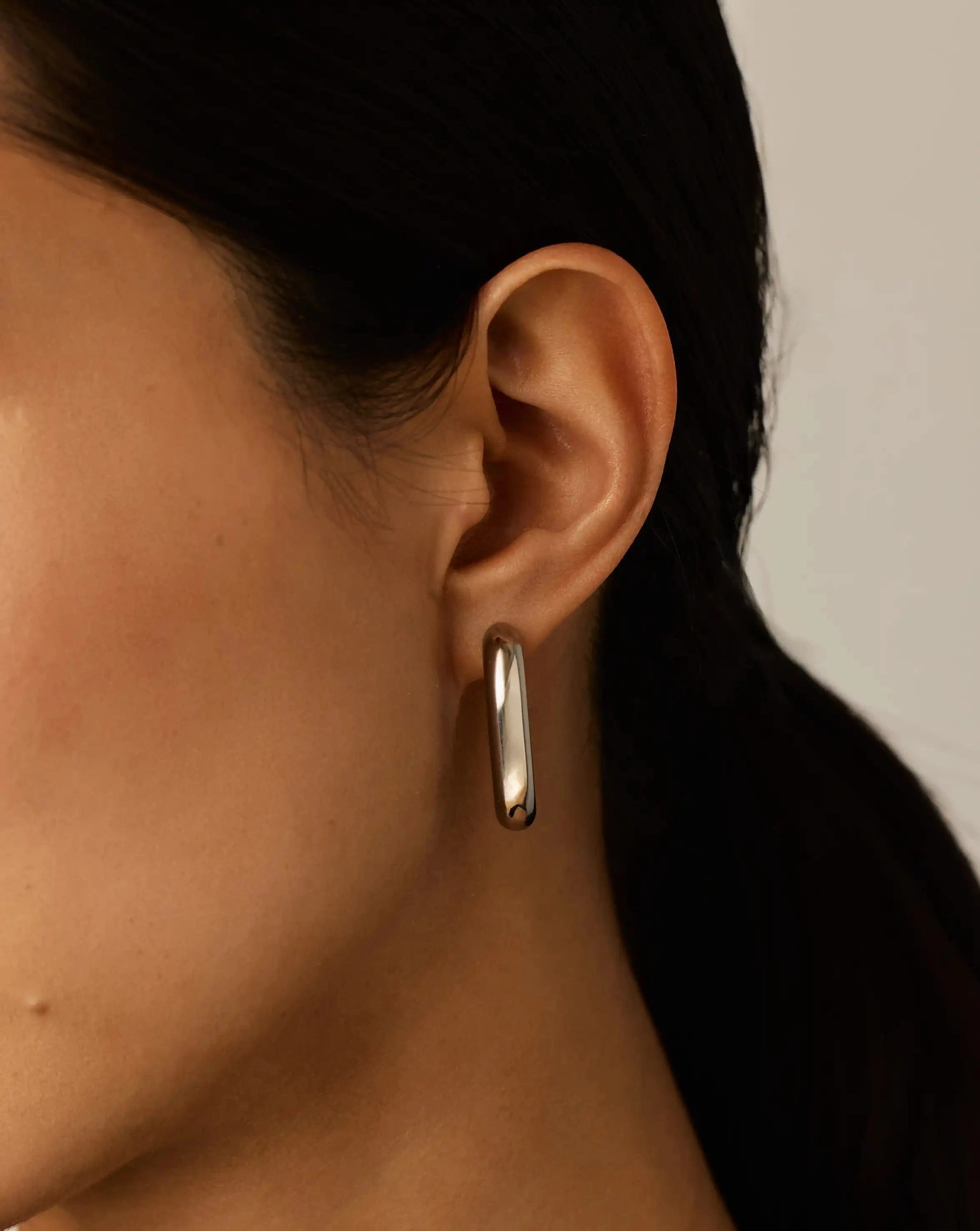 Missoma Chubby Oval Medium Hoop Earrings | Platinum Plated