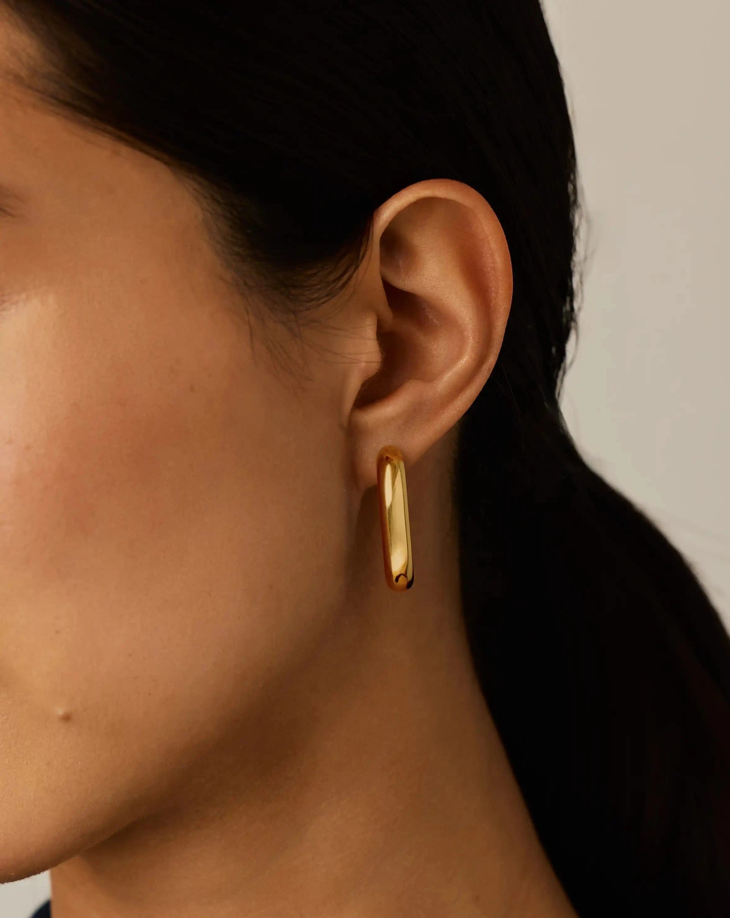 Missoma Chubby Oval Medium Hoop Earrings | 18ct Gold Plated