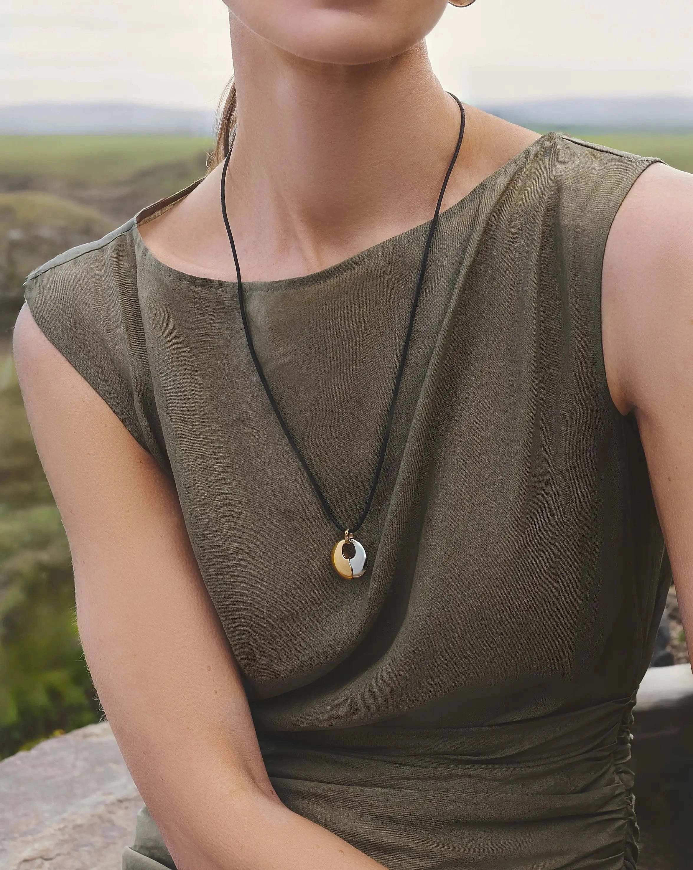 Missoma Sculptural Pebble Pendant Necklace Set | Mixed Metal