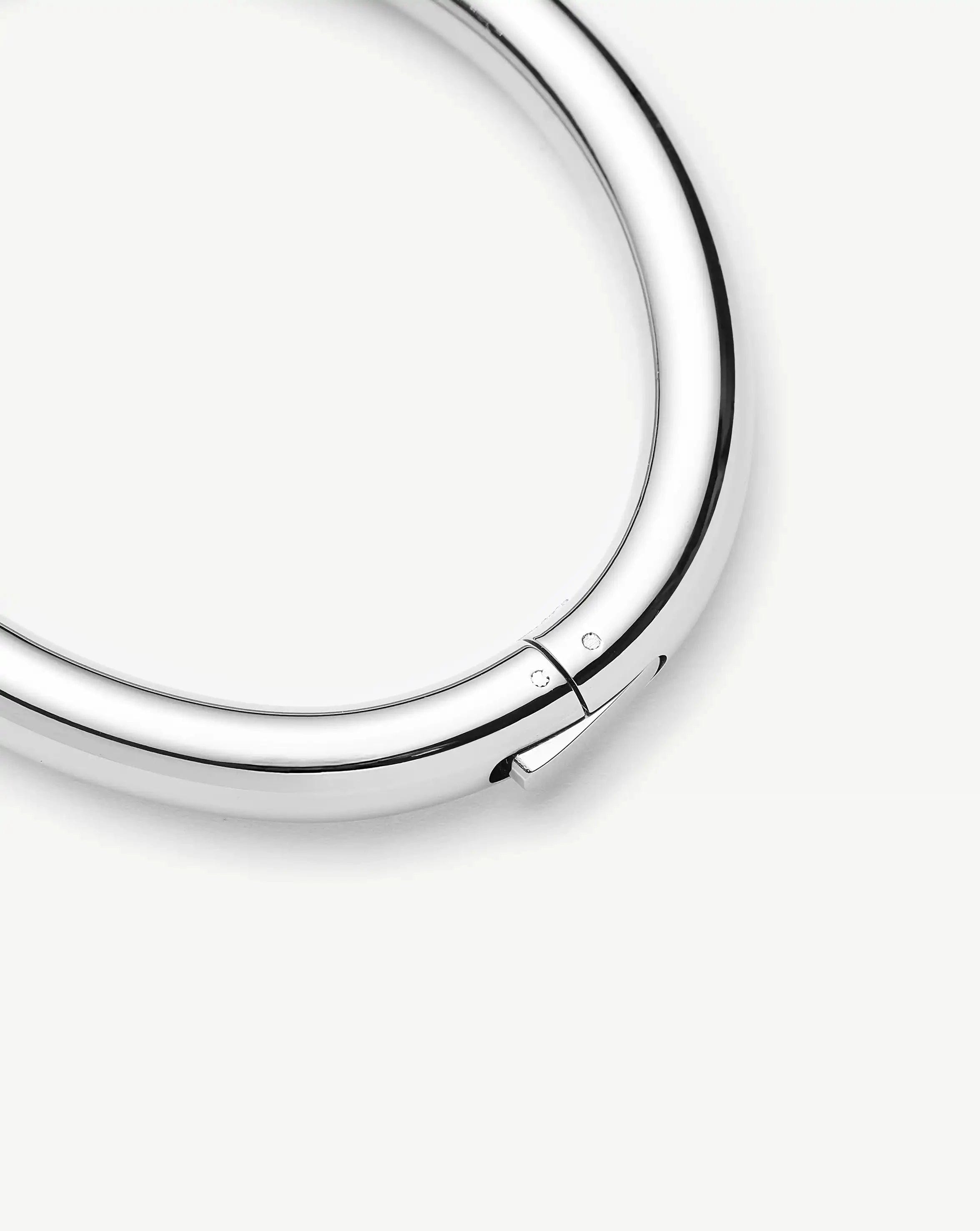 Missoma Chunky Round Hinged Bangle | Platinum Plated