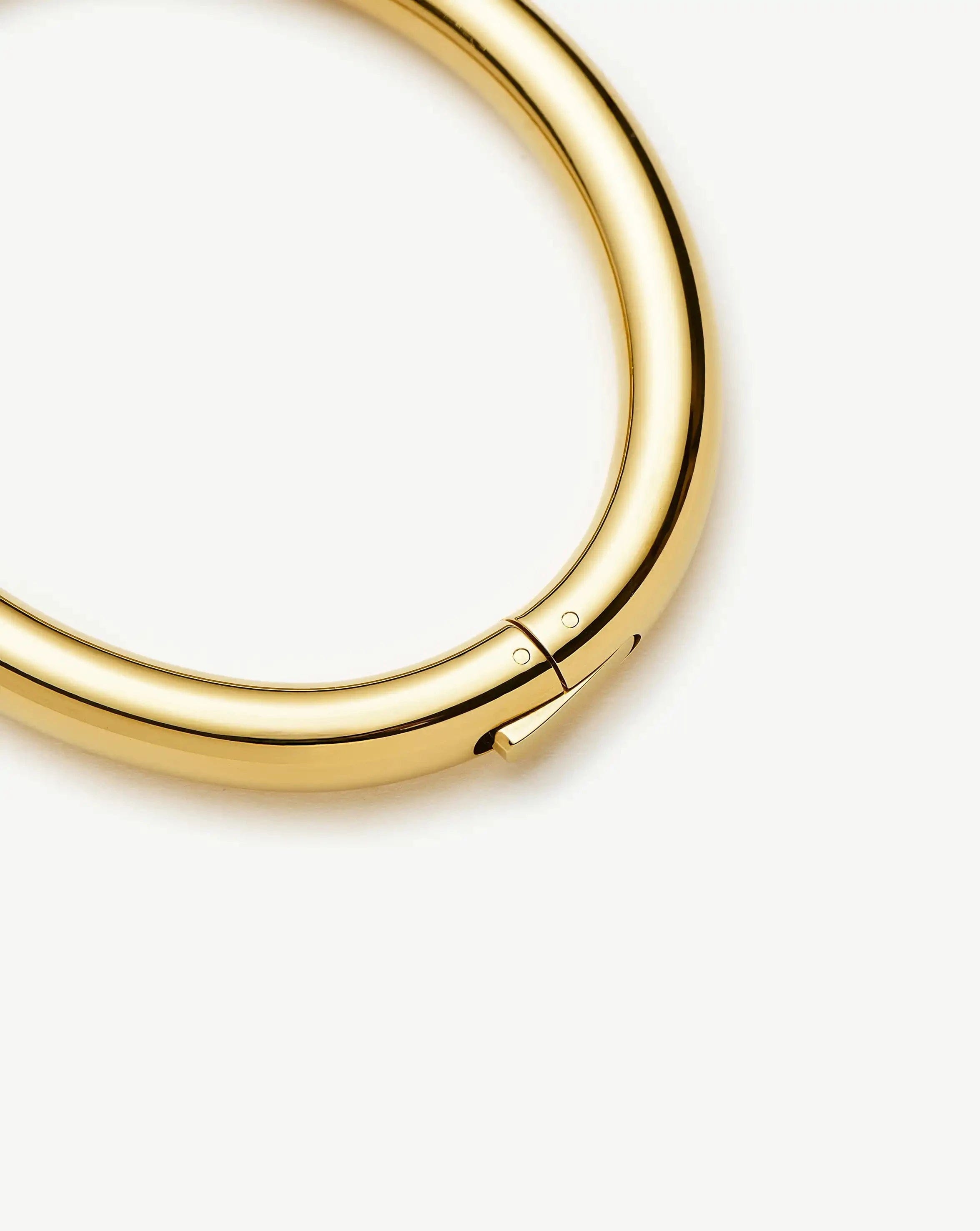 Missoma Chunky Round Hinged Bangle | 18ct Gold Plated