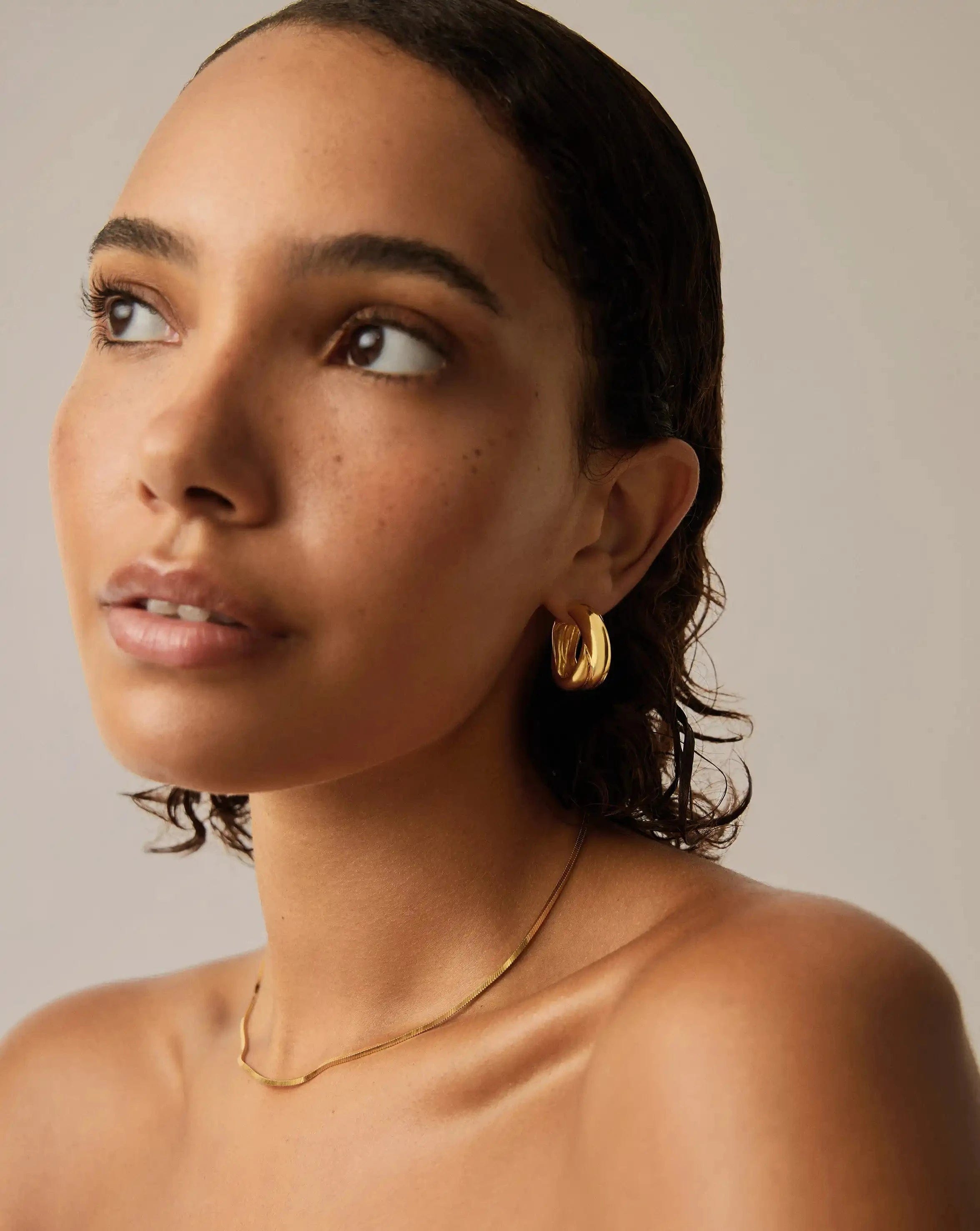 Missoma Lucy Williams Chunky Medium Entwine Hoop Earrings | 18ct Gold Plated