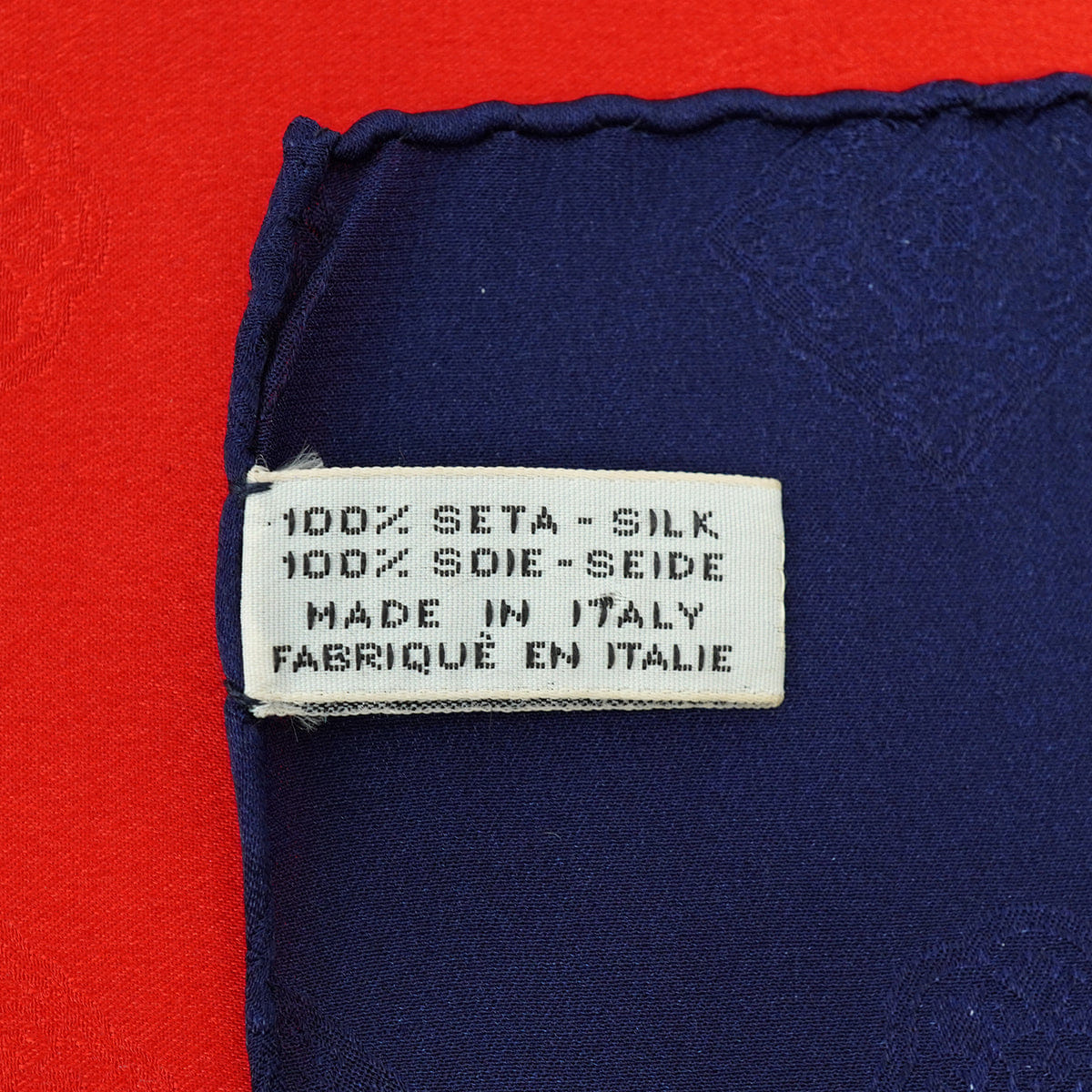 VINTAGE CHANEL COCOMARK CHAIN PATTERN SCARF NAVY RED GOLD SILK 90328015