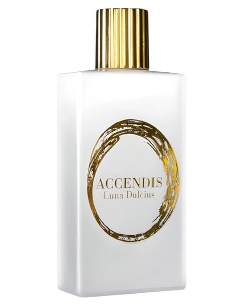 Accendis Luna Dulcius