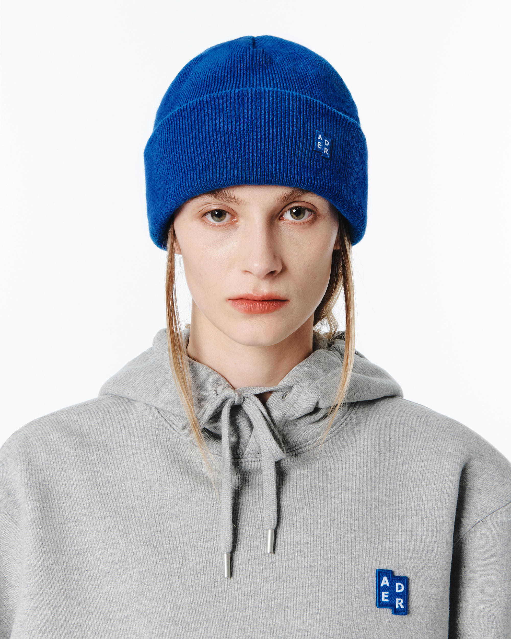 ADER ERROR Sig; BL Tag beanie 02