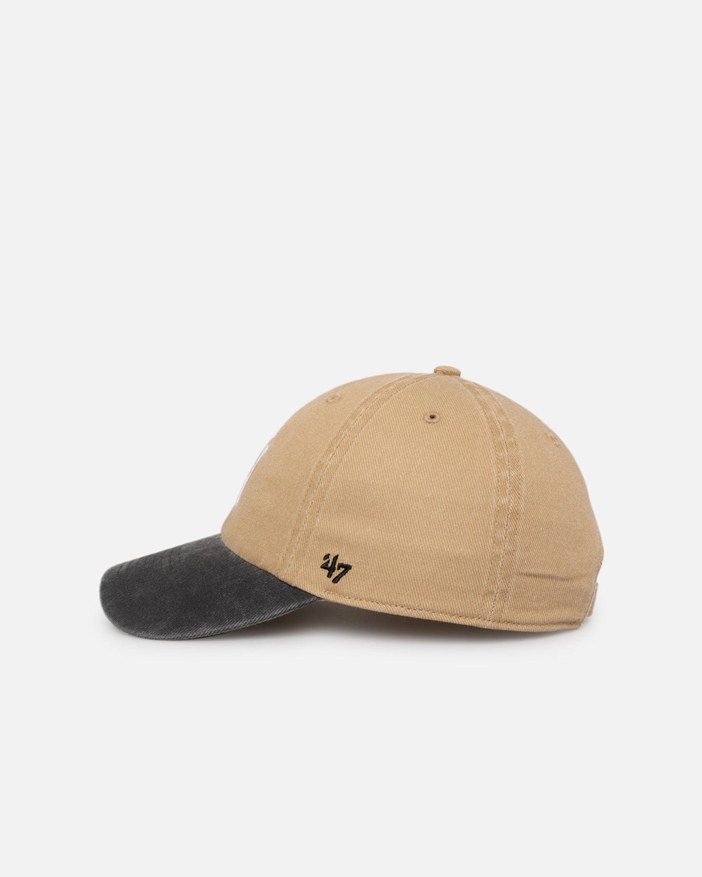 47 Brand New York Yankees Apollo Chain 47 Clean Up Strapback Khaki