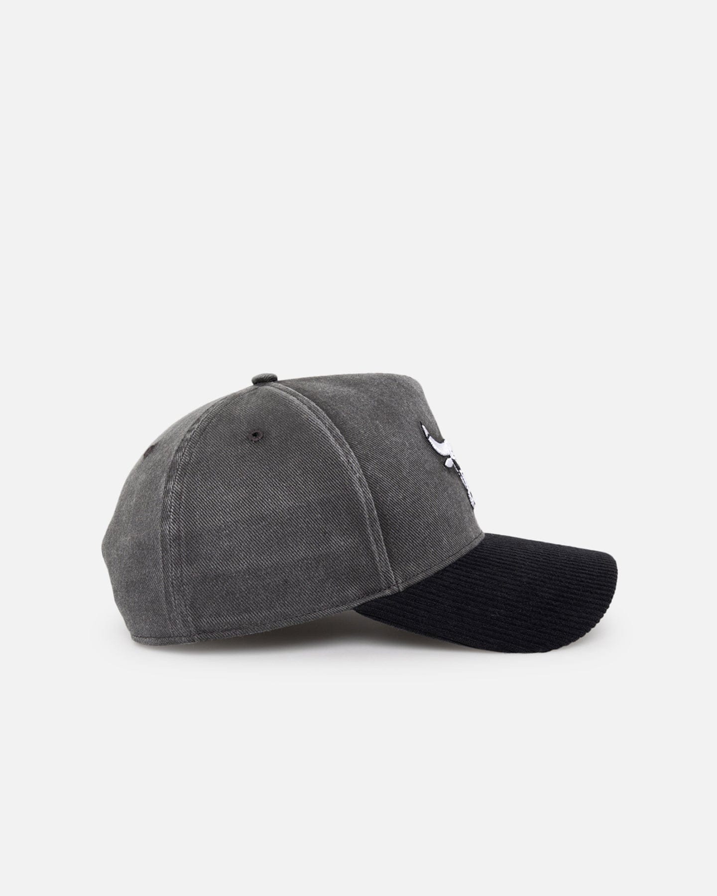 47 Brand Chicago Bulls Apollo Corduroy Offside DT Snapback Black