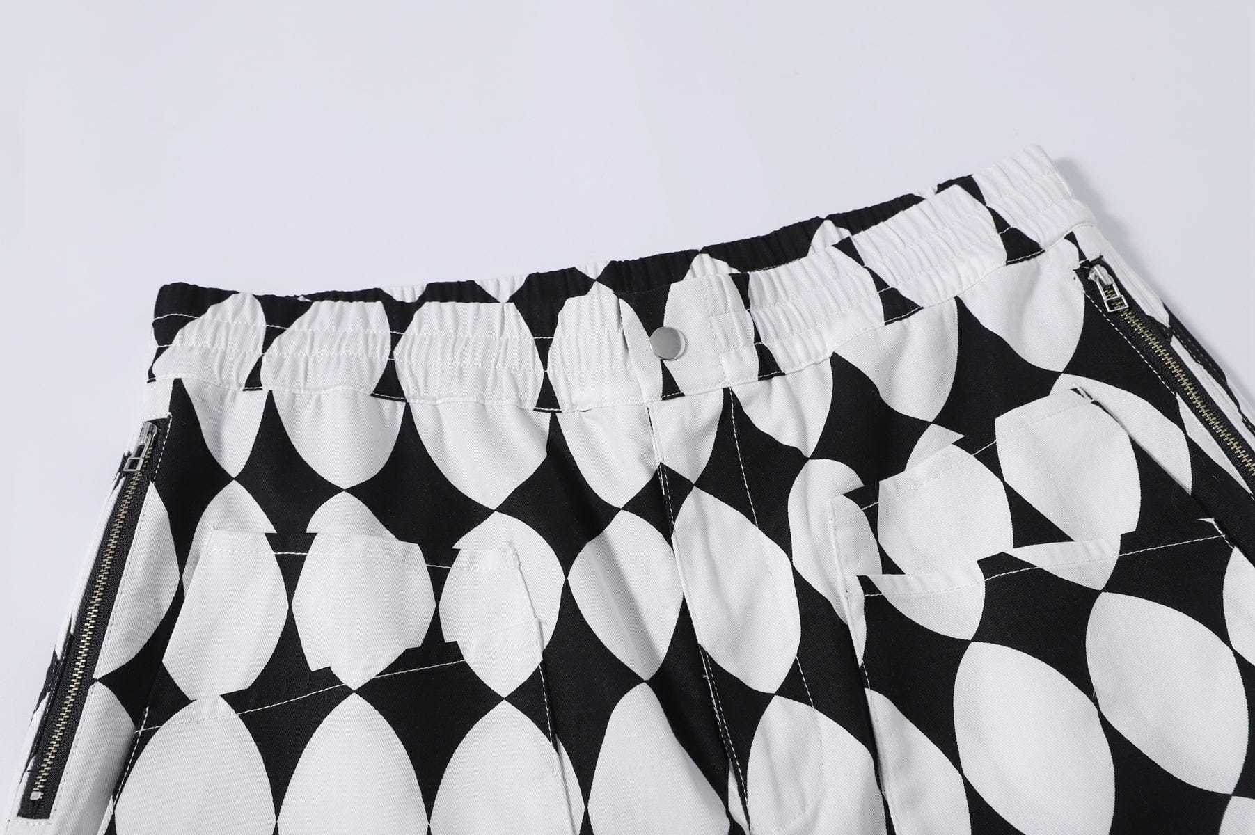 Supplier DIAMOND PATTERN SHORTS